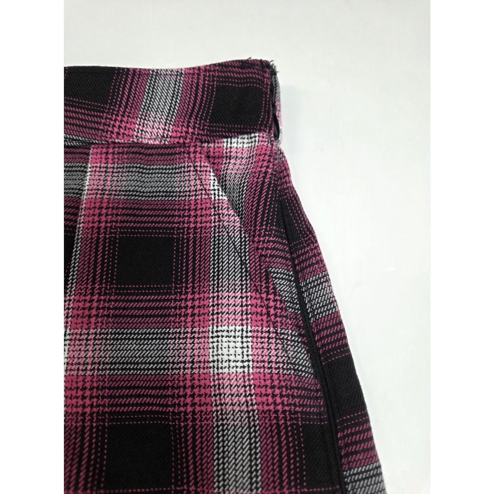 Vintage Dixxon Flannel Co. Womens Pink/Black Plaid Skirt Pockets Side Zip L A-Line Short 31" Waist 17" Length Size 36" / US 14 / IT 50 - 4 Thumbnail