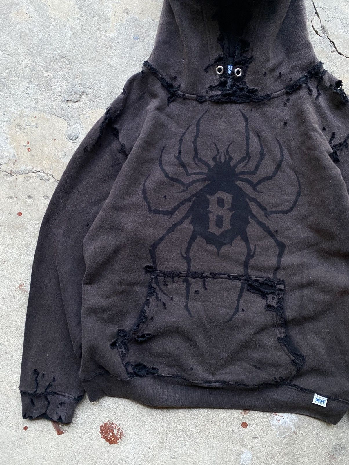Russell Athletic × Vintage Sun Faded Discus Athletic 🕷️ Size US M / EU 48-50 / 2 - 7 Thumbnail