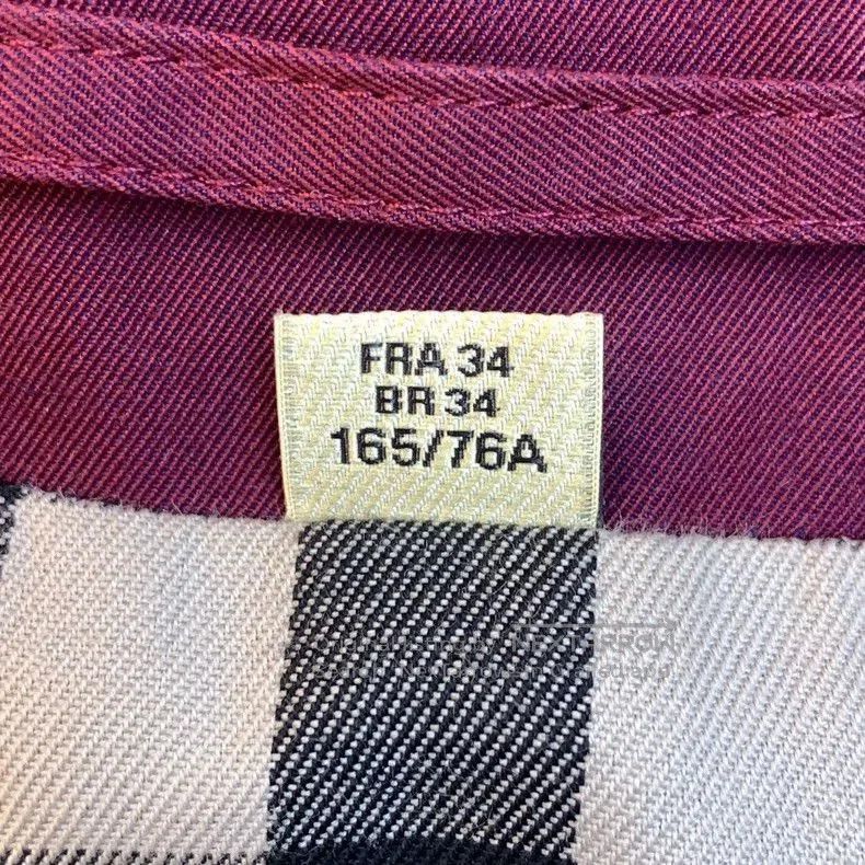 Burberry Burberry Women's Double-Breasted Trench Coat. Size US XS / EU 42 / 0 - 7 Thumbnail