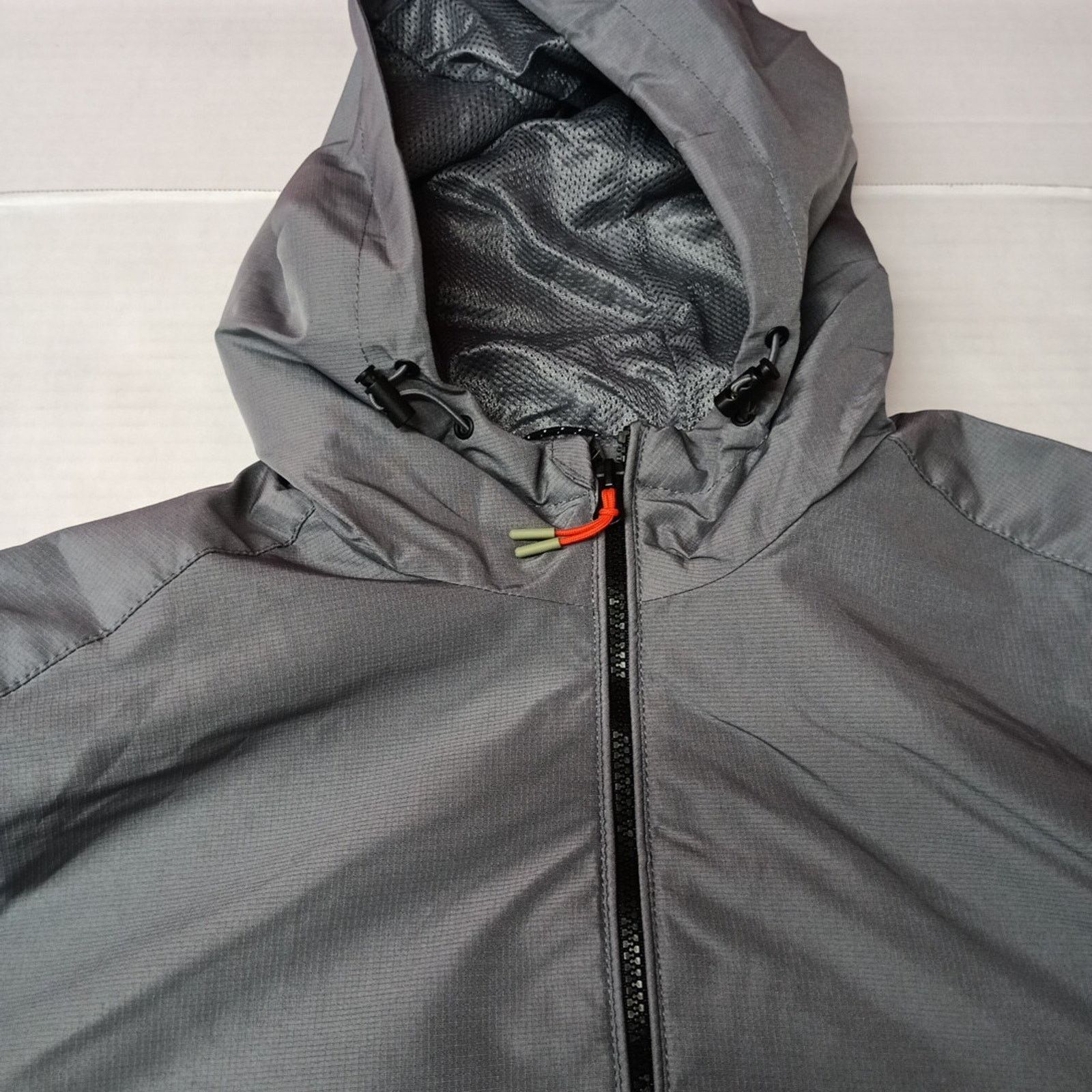 Other Ozark Trail Windbreaker Jacket Men's Size L Gray Zip Pockets Size US L / EU 52-54 / 3 - 4 Thumbnail