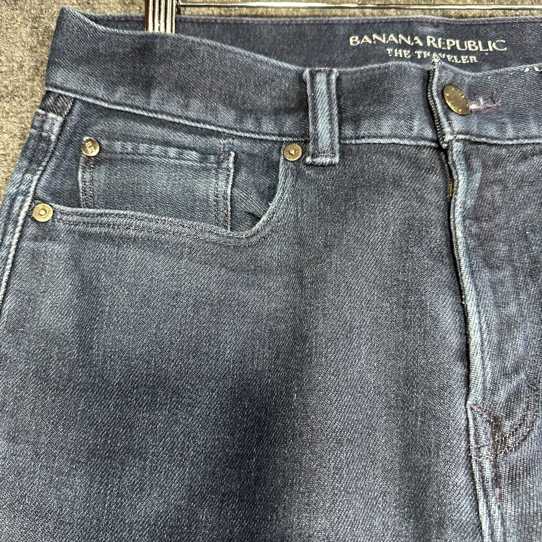 Banana Republic Banana Republic Jeans Mens 31 The Traveler Slim Fit Pockets Cotton Stretch Jeans Size US 31 - 4 Thumbnail