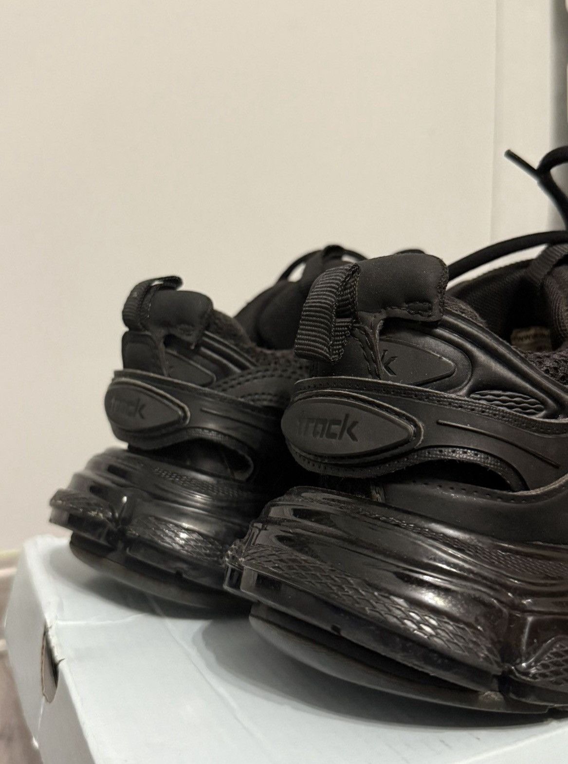 Balenciaga Balenciaga Track Black Clear Sole Sneakers Size US 6 / IT 36 - 4 Thumbnail