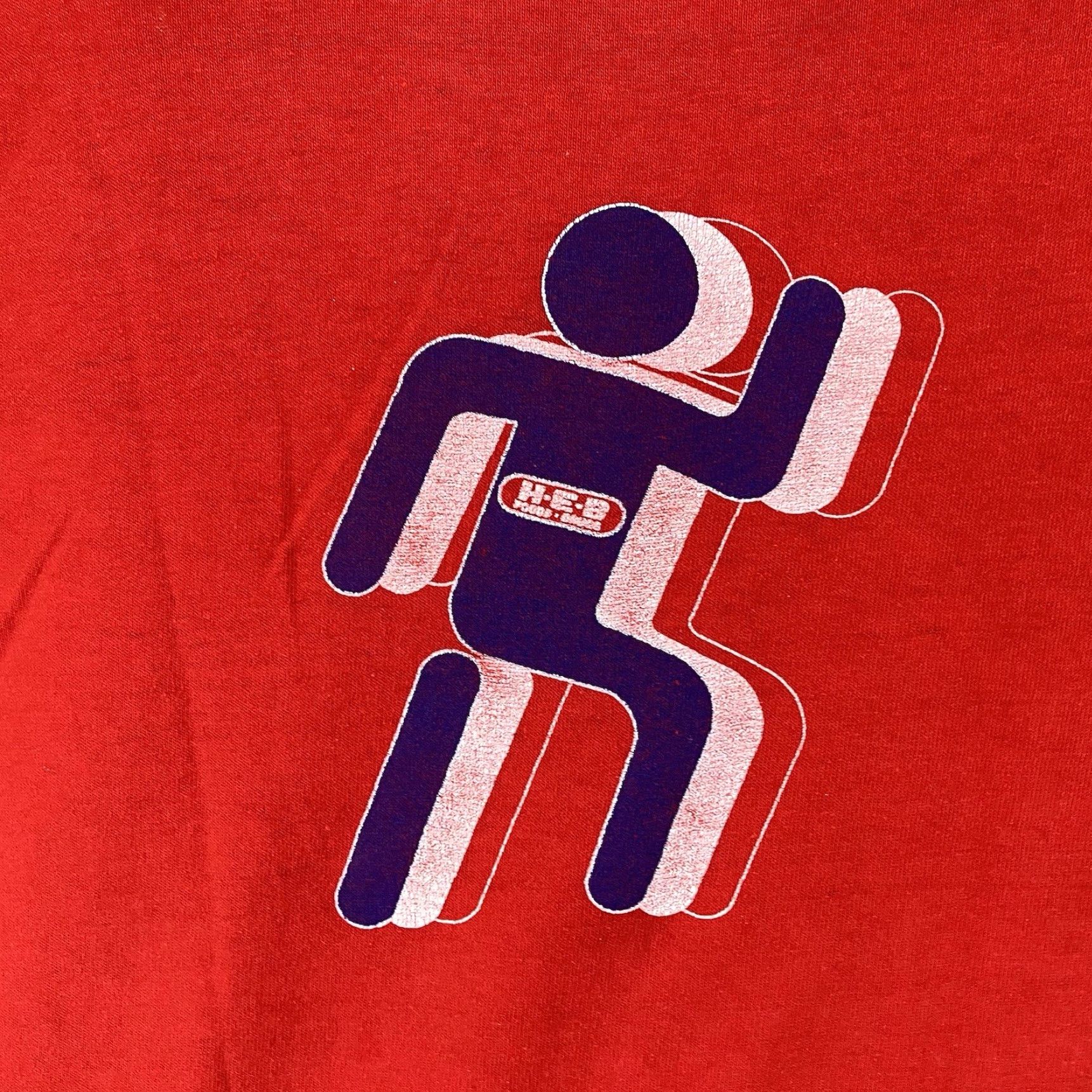 Vintage VINTAGE 80s Gulf Coast Sportswear T-Shirt Men Red Crew Neck Short Sleeve H-E-B Graphic Print Classic Slim Fit L Size US L / EU 52-54 / 3 - 4 Thumbnail