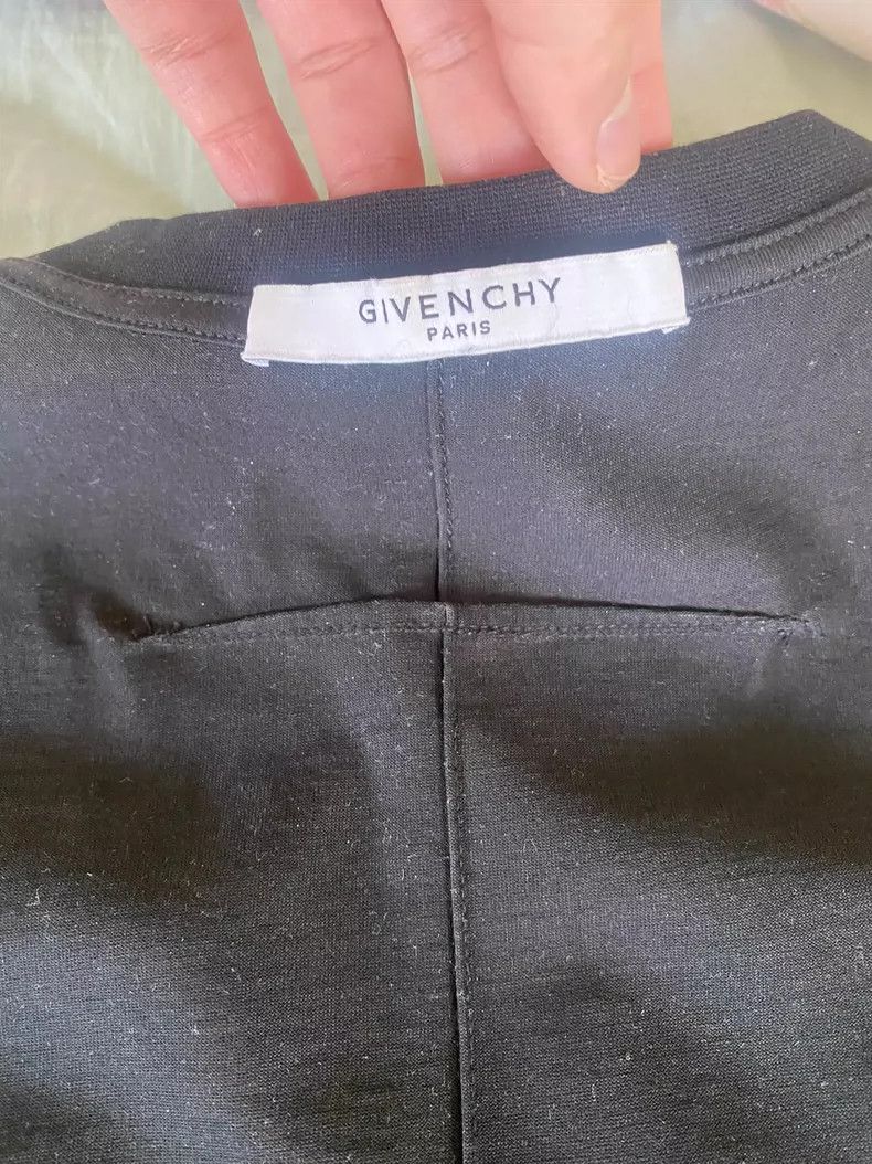 Givenchy Givenchy Black Short-sleeve 2506-Nextarrow Size US S / EU 44-46 / 1 - 3 Thumbnail