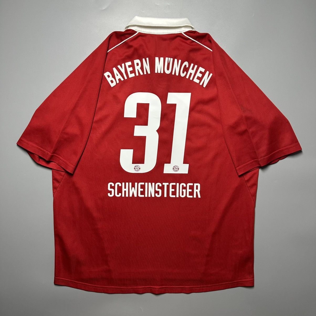Vintage BAYERN ADIDAS 2005/2006 FOOTBALL JERSEY #31 SCHWEINSTEIGER Size US XL / EU 56 / 4 - 1 Thumbnail