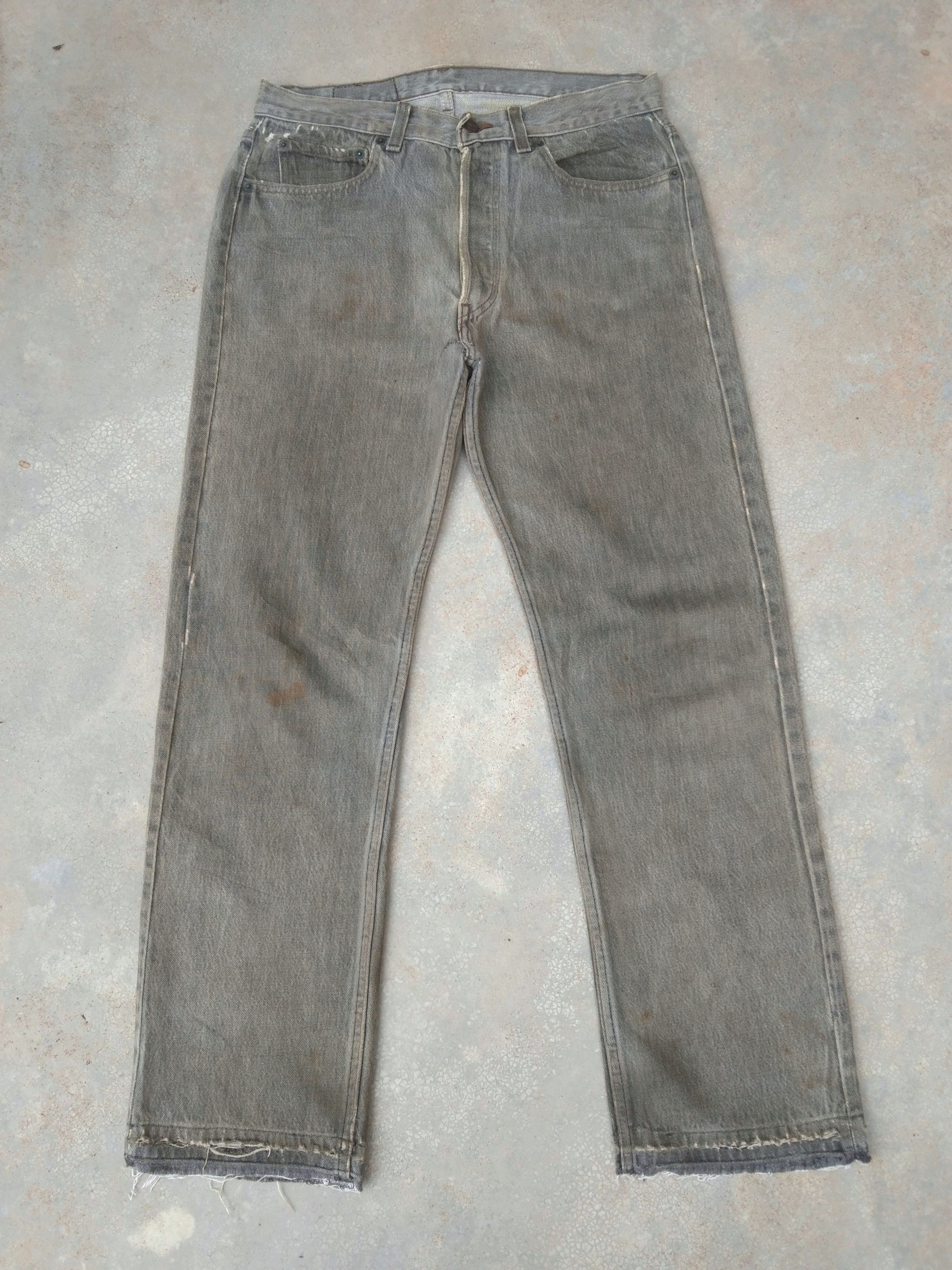Levi's × Vintage 80s Vintage Levis 501 USA Rusty Grey Distressed Jeans 32x30 Size US 32 / EU 48 - 1 Thumbnail