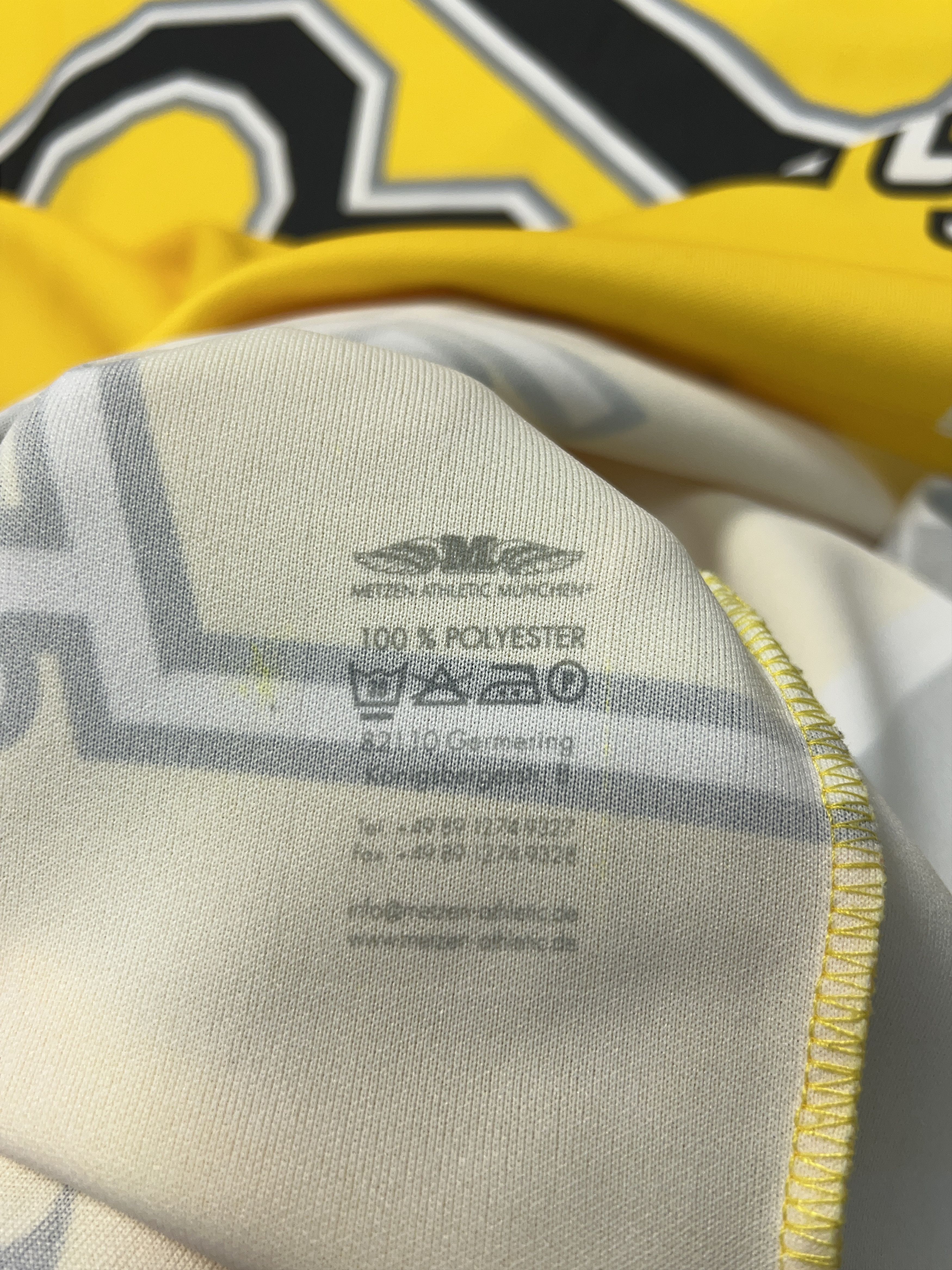 NHL Krefeld Penguins Metzen Munchen Ice Hockey Jersey Shirt Size US XL / EU 56 / 4 - 14 Thumbnail