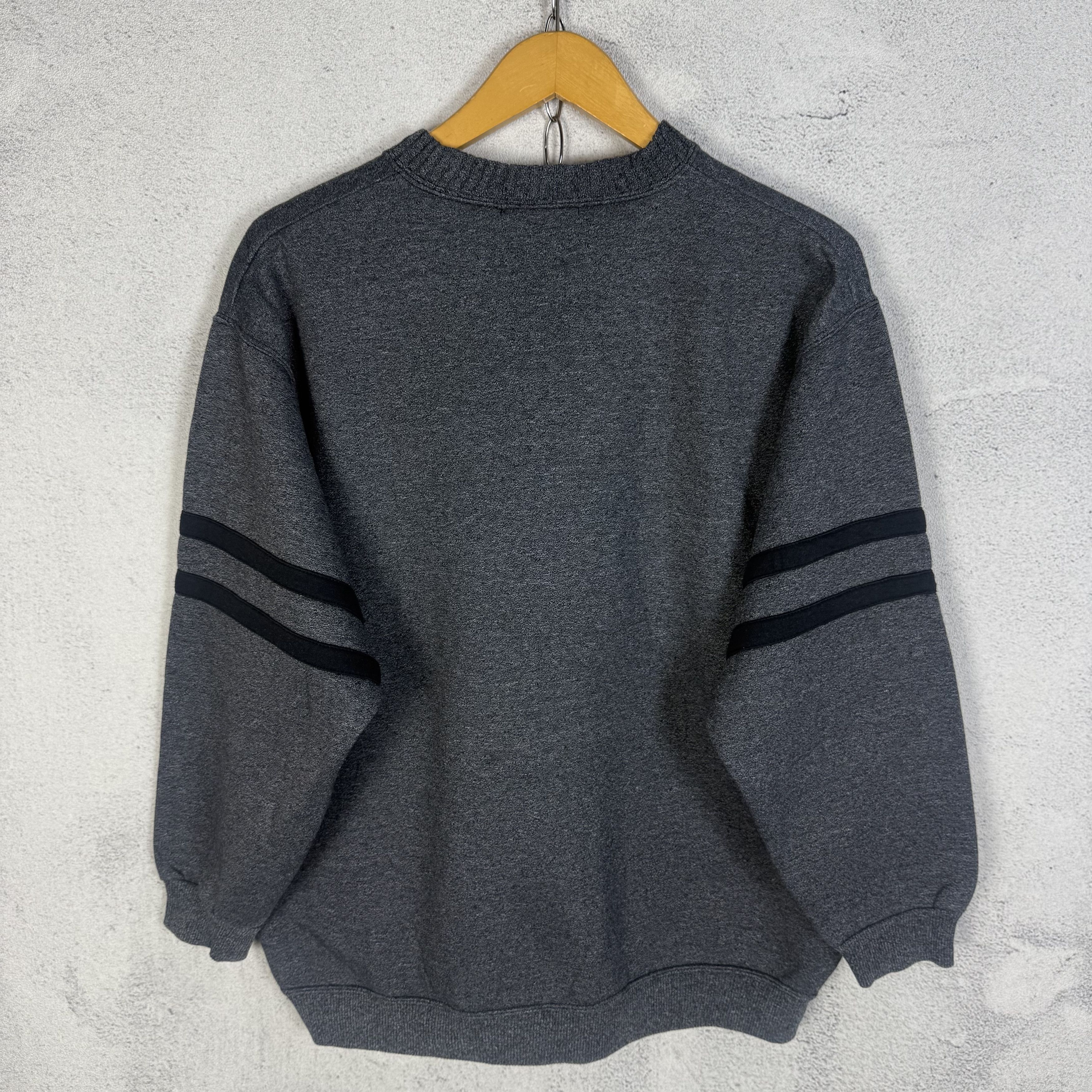 Gianni Valentino Vintage Gianni Valentino Italy Sweatshirt Crewneck Size US M / EU 48-50 / 2 - 4 Thumbnail