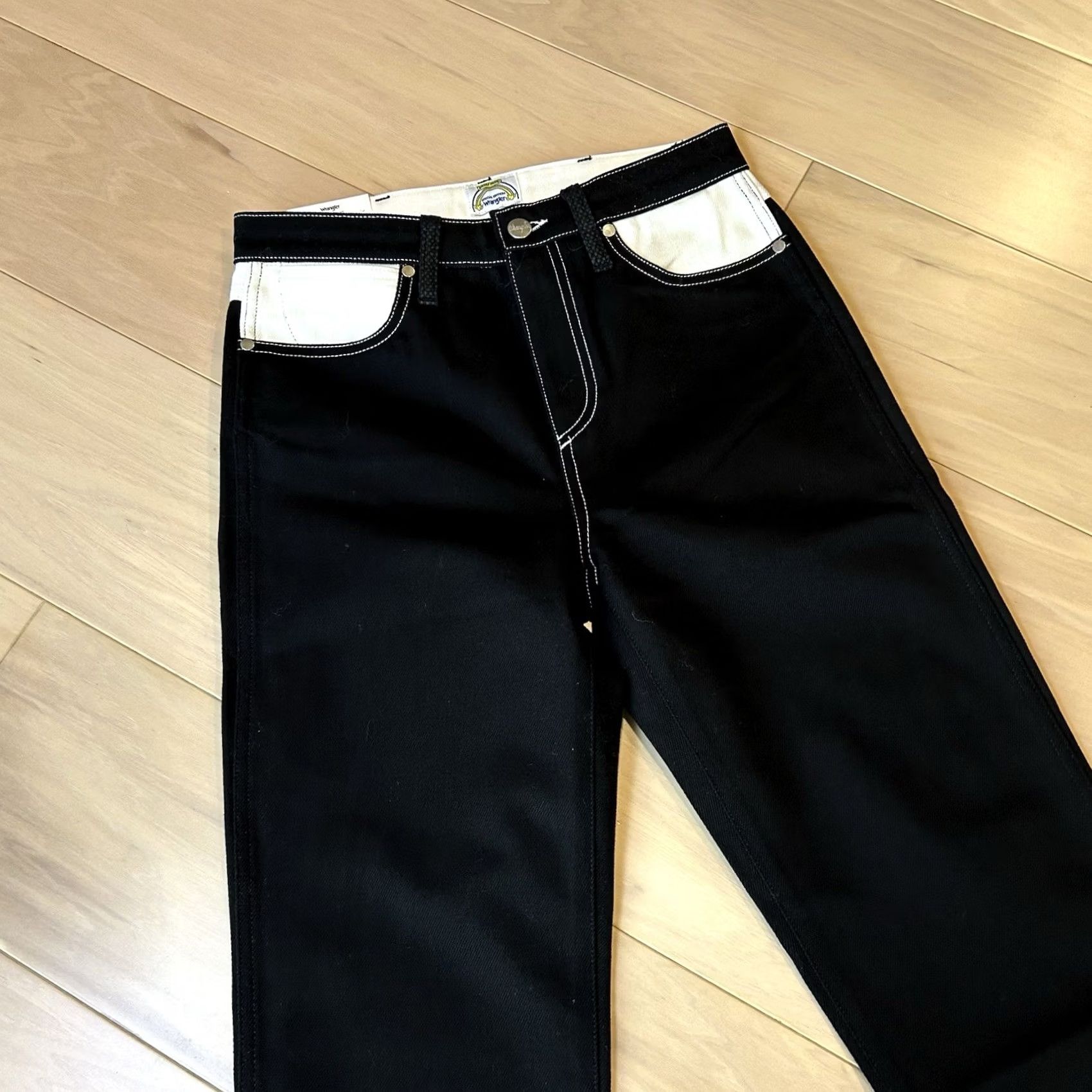 Wrangler Wrangler x Peter Max Special Edition Black Jeans Women’s 28 Jeans Black Retro 1990s Womens BOTTOMSidler Size 28" / US 6 / IT 42 - 4 Thumbnail