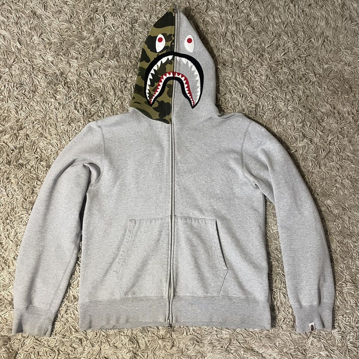 Bape Bape grey half camo shark hoodie Size US XL / EU 56 / 4 - 1 Thumbnail