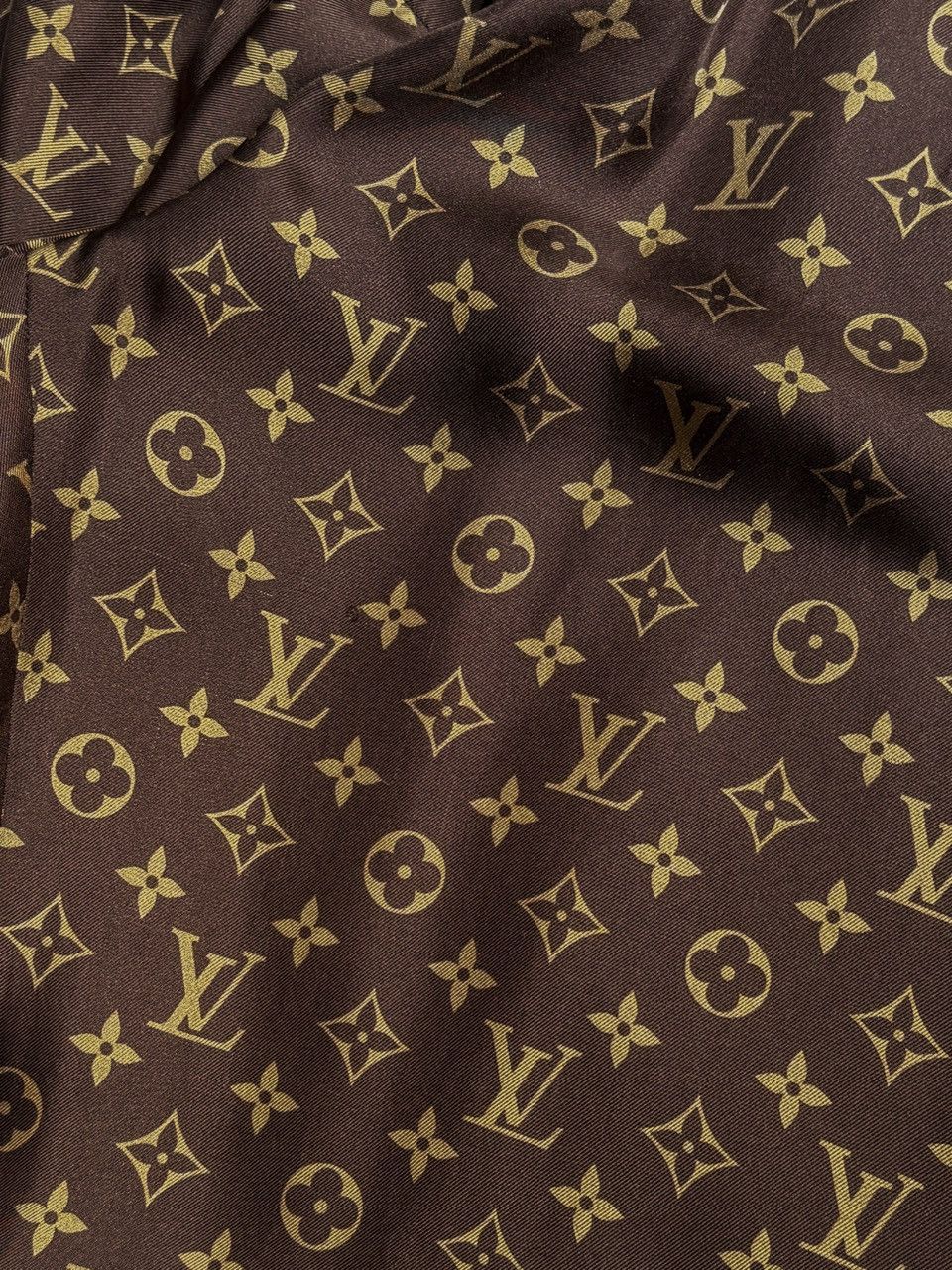 Louis Vuitton Louis Vuitton Brown Monogram Silk Jogger Pants Size 28" / US 6 / IT 42 - 8 Thumbnail