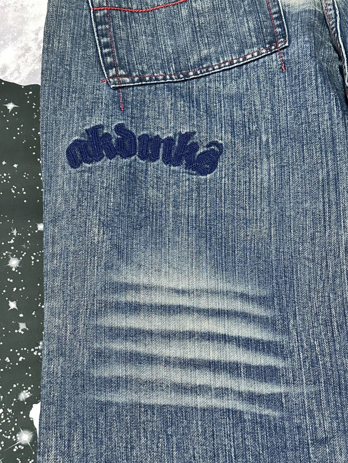 Vintage Akademiks Mens Embroidered Blue Jeans Size US 34 / EU 50 - 10 Thumbnail