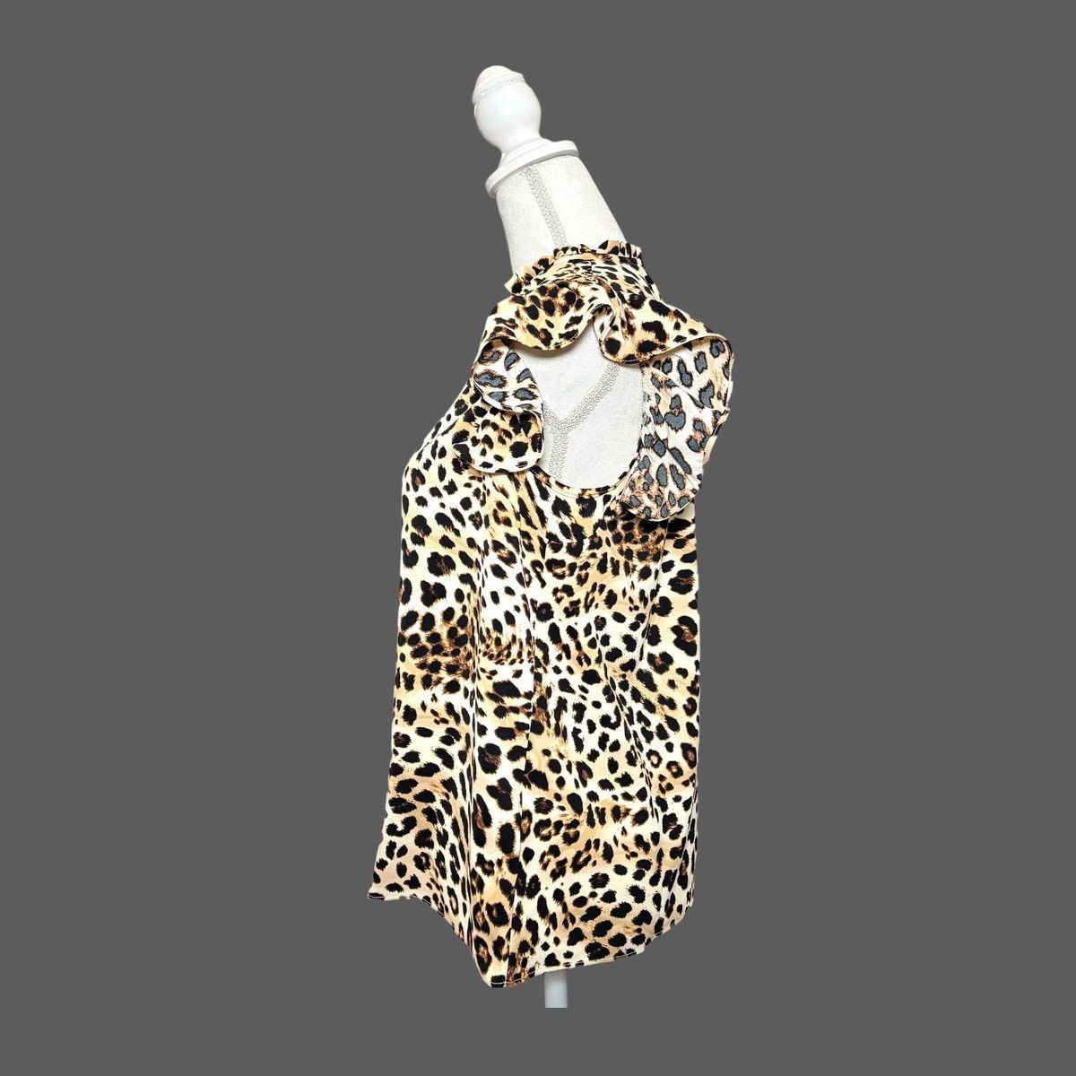 Nanette Lepore Nanette Lepore Women’s Khloe Cheetah Print Blouse Sz M Size M / US 6-8 / IT 42-44 - 9 Thumbnail
