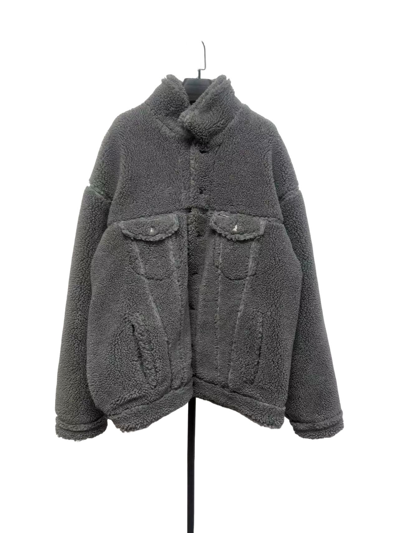 Balenciaga Balenciaga Sherpa Fleece High Neck Jacket 1 Size US S / EU 44-46 / 1 - 1 Thumbnail