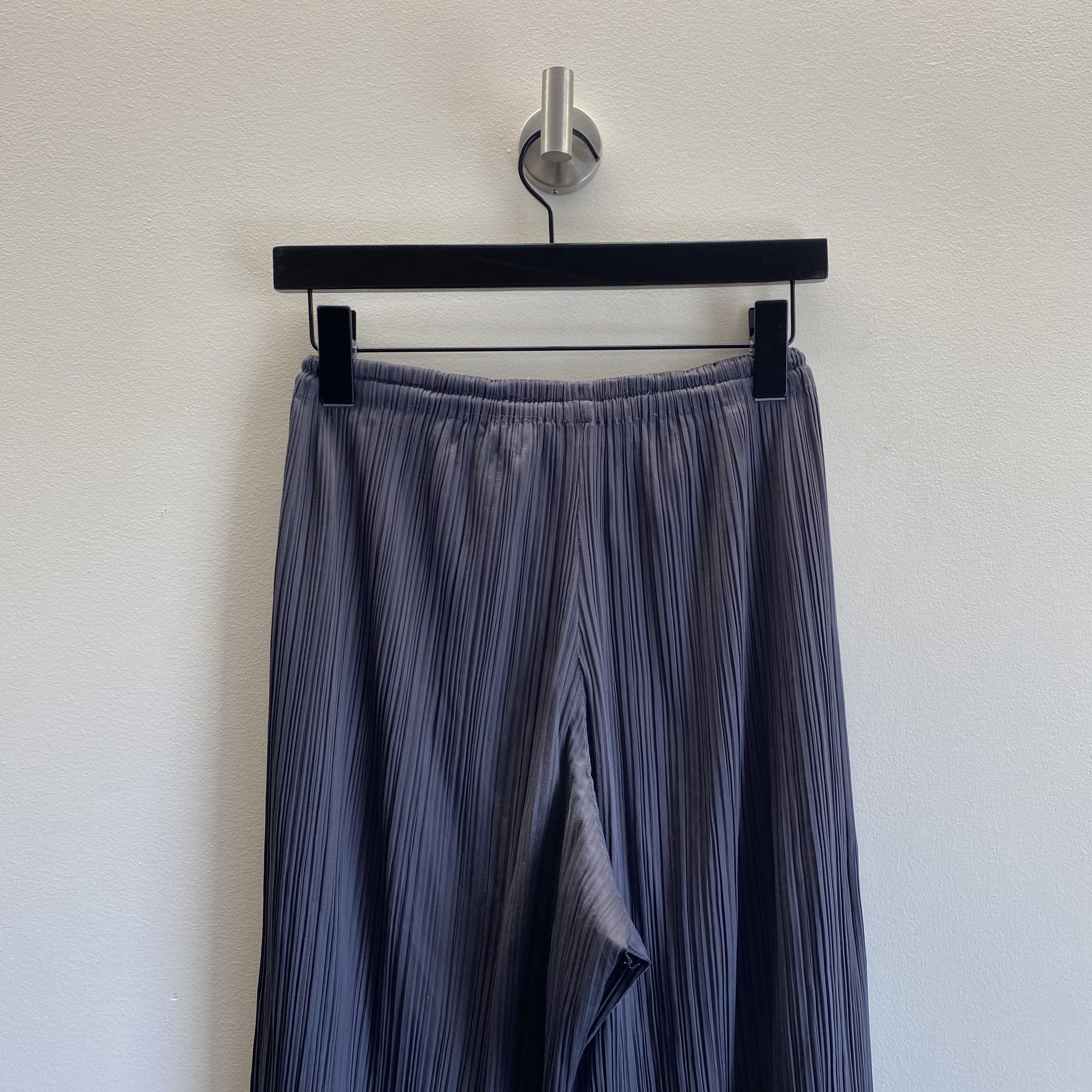 Issey Miyake Issey Miyake Grey Pleats Please Cut Off Caprese Size 24" / US 00 / IT 34 - 5 Thumbnail