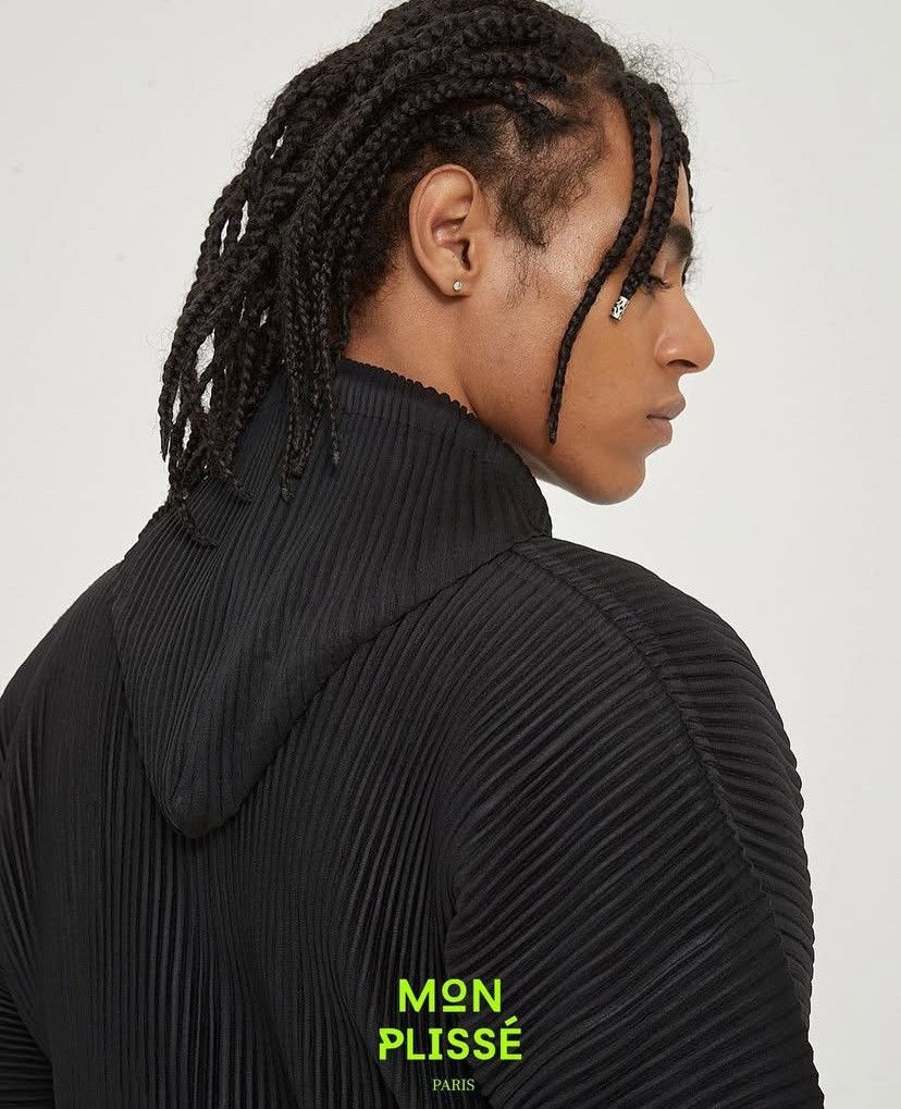 Homme Plisse Issey Miyake MONPLISSE PARIS Two way plisse zip up Outer Navy Size US M / EU 48-50 / 2 - 9 Thumbnail