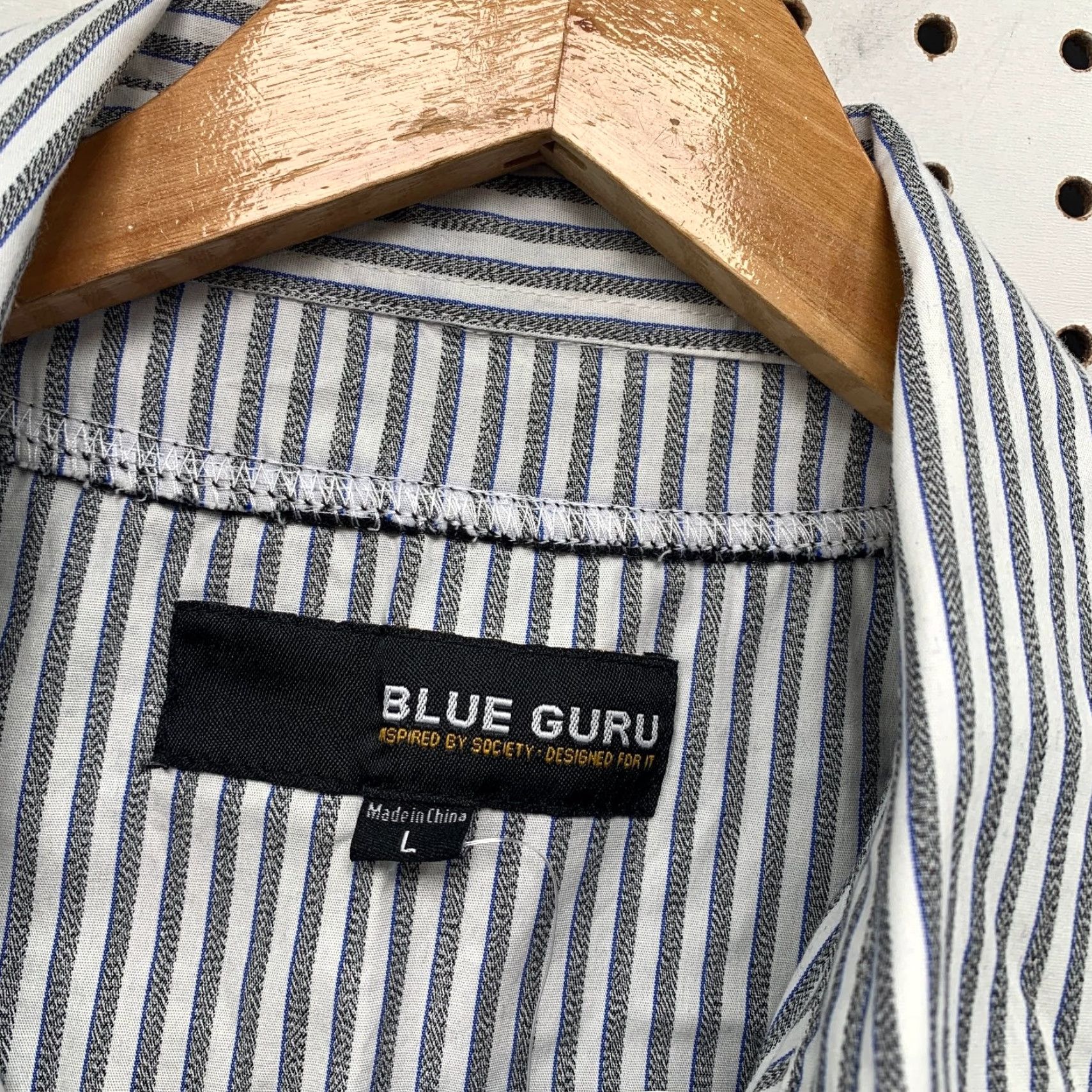 Vintage VINTAGE Blue Guru Argyle Vest Sweater Button Shirt Mens Large Blue School Business Work NWT Size US L / EU 52-54 / 3 - 3 Thumbnail