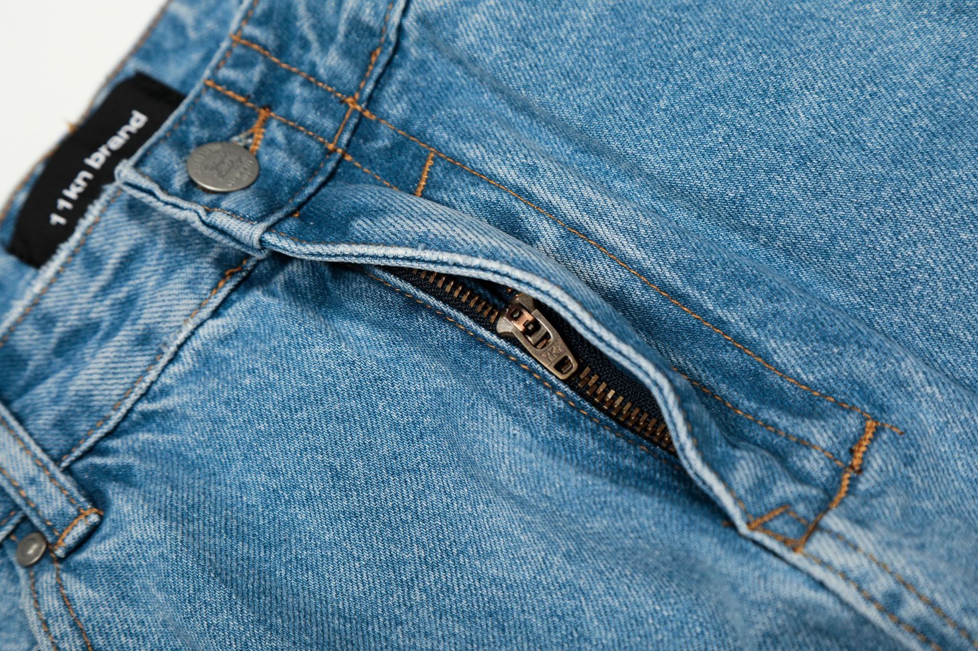 Jean Men's retro washed distressed loose straight casual jeans Size US 32 / EU 48 - 3 Thumbnail