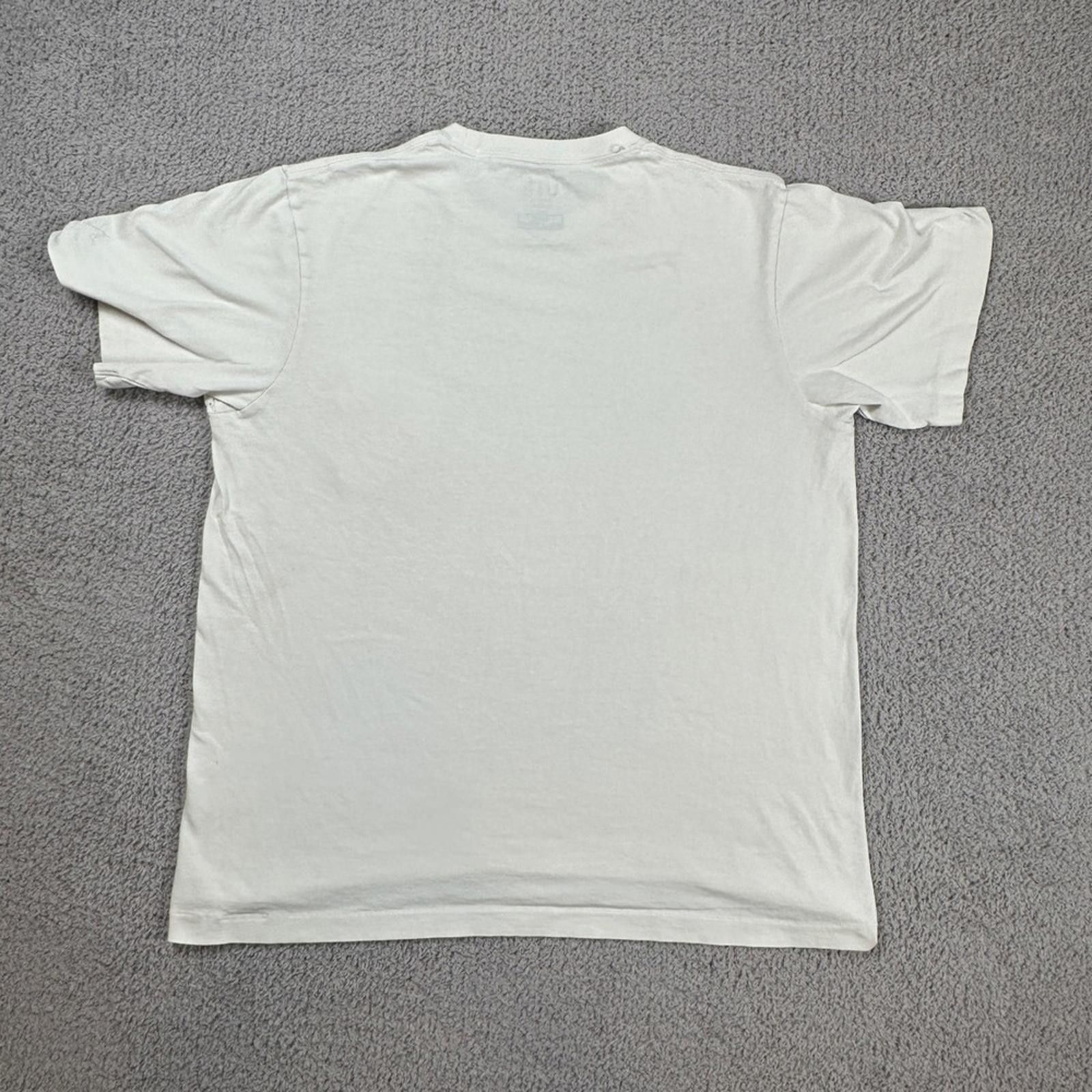 Kaws × Uniqlo KAWS x Uniqlo UT Sesame Street Elmo Pocket Tee L White XX Size US L / EU 52-54 / 3 - 9 Thumbnail