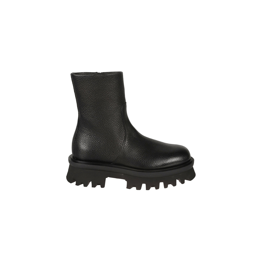 Salvatore Ferragamo o1s1rm1224 Klem Leather Boots in Black Size US 7.5 / IT 37.5 - 1 Thumbnail