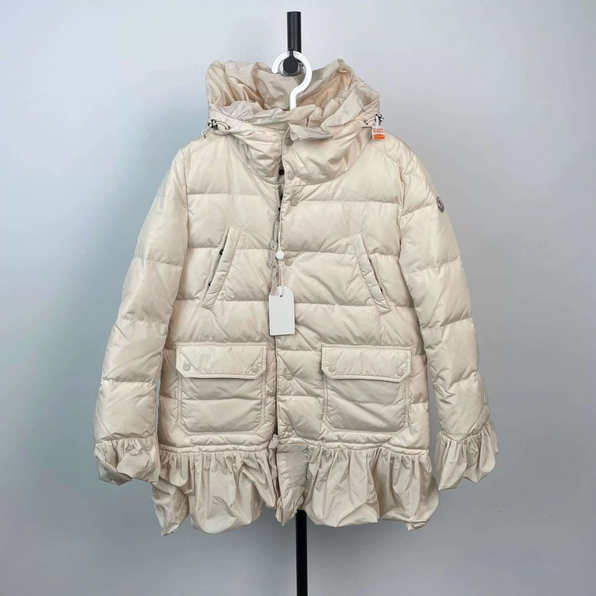 Moncler Moncler down coat beige Size S / US 4 / IT 40 - 1 Thumbnail