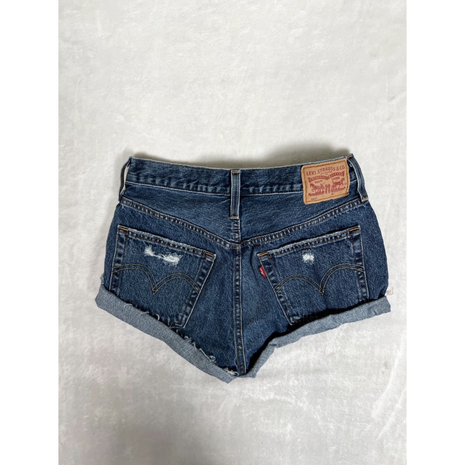 Levi's Levi’s 501 Denim Jean Shorts 28 Blue Daisy Dukes Denim 5-Pocket Cut-Off Jean Shorts Womens Size 28" / US 6 / IT 42 - 5 Thumbnail