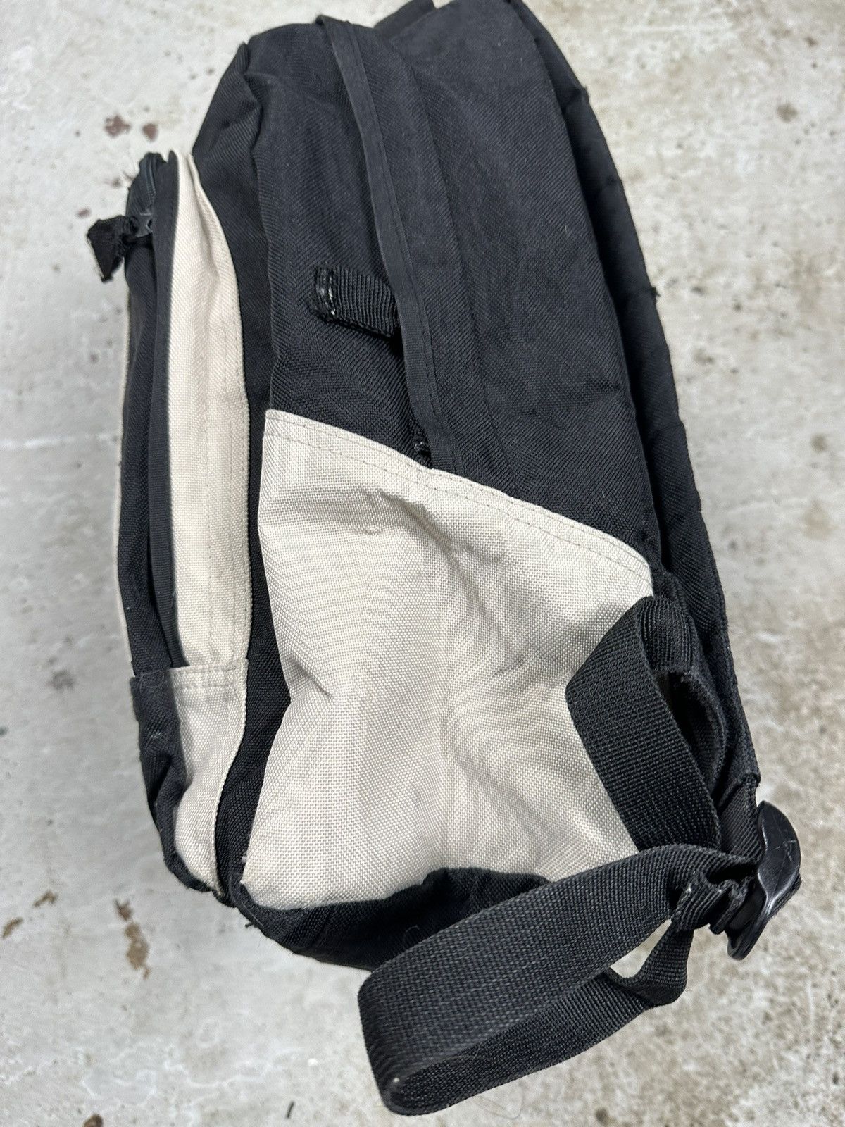 Nike ‼️ Vintage y2k Nike Beige Backpack Bag Swoosh Size ONE SIZE - 8 Thumbnail