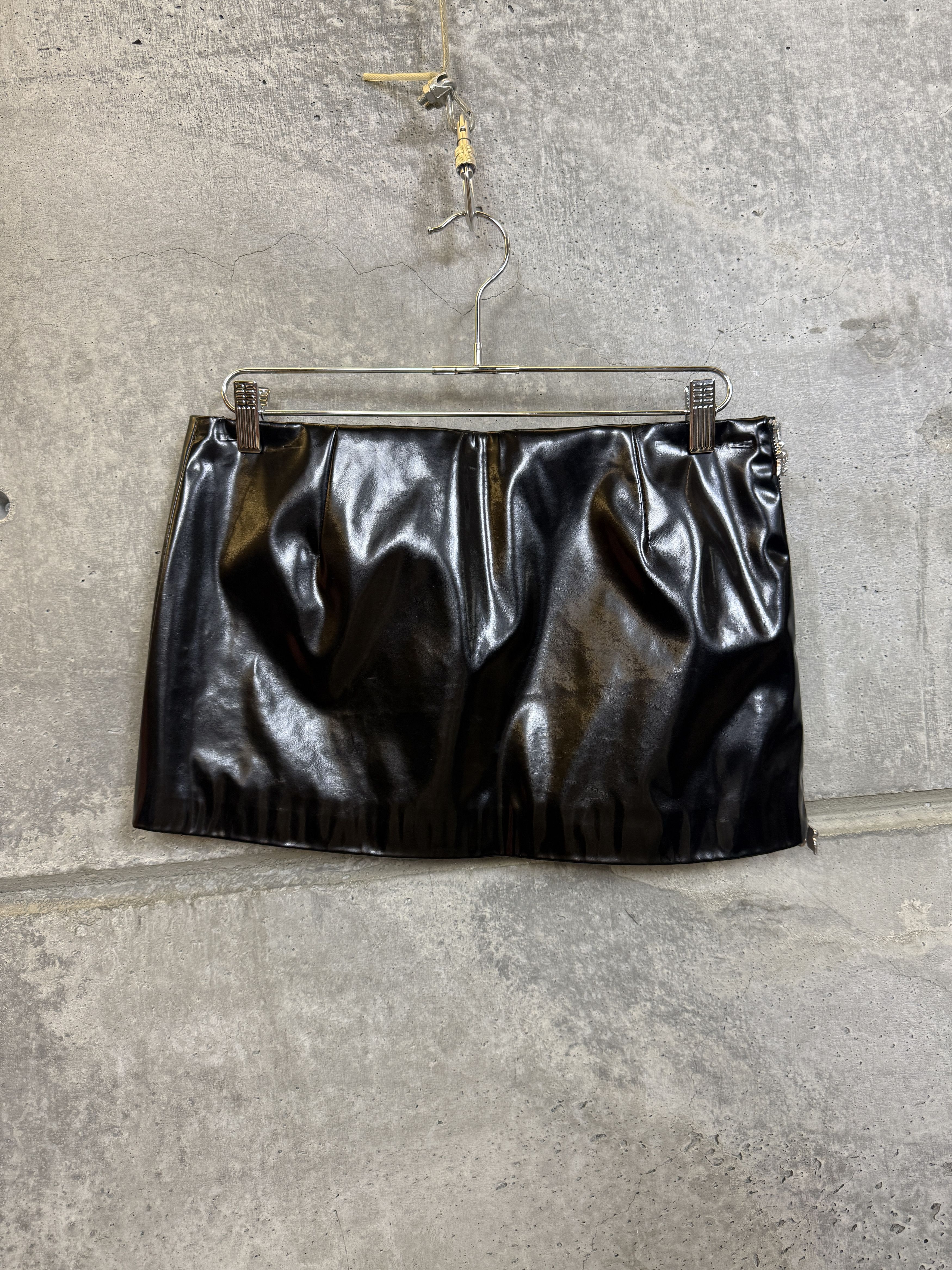 Acne Studios $450 Acne Studios Zip Mini Skirt Size 27" / US 4 / IT 40 - 6 Thumbnail