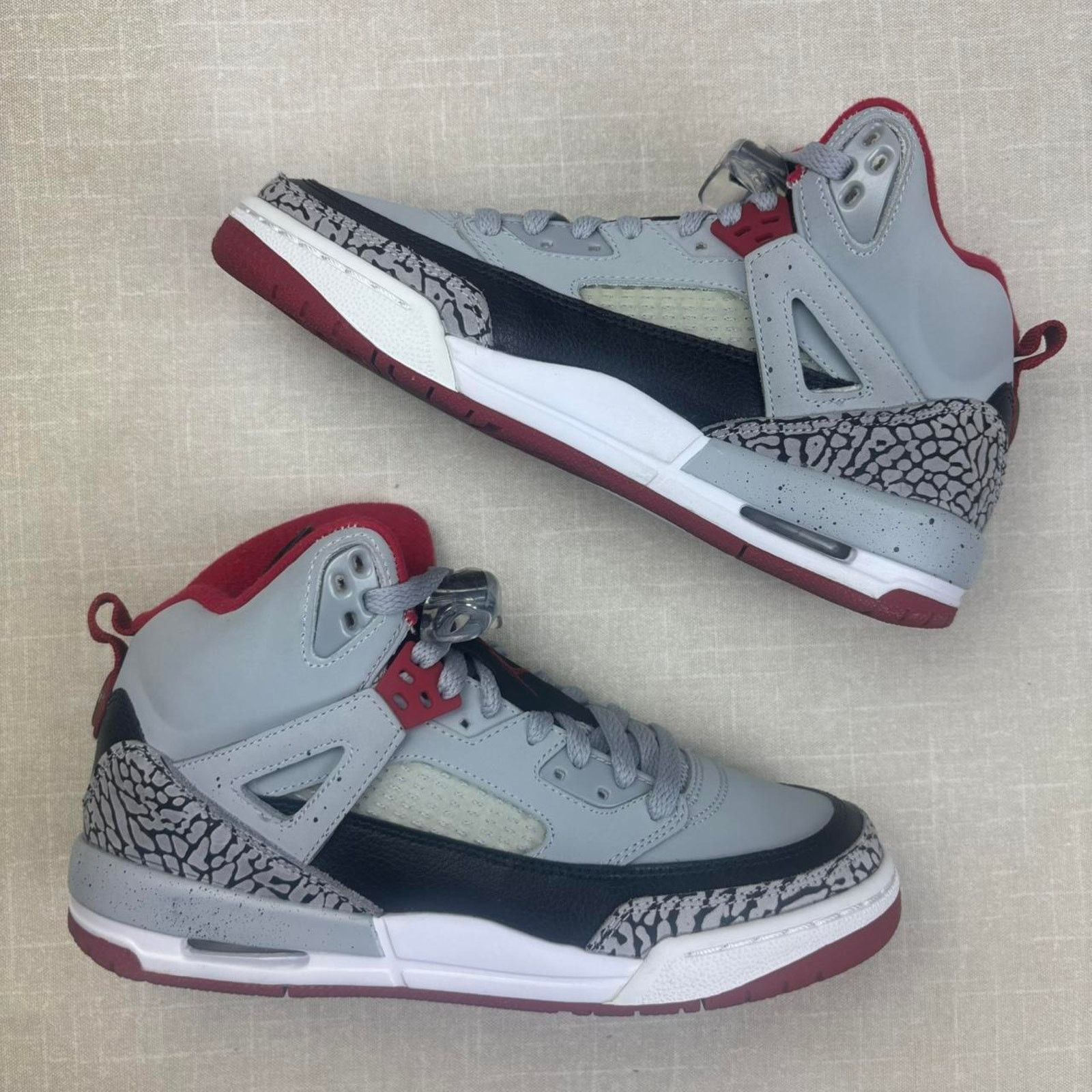 Jordan Brand 🐺 2014 Jordan Spizike “Wolf Grey” 8W Size US 8 / IT 38 - 2 Thumbnail