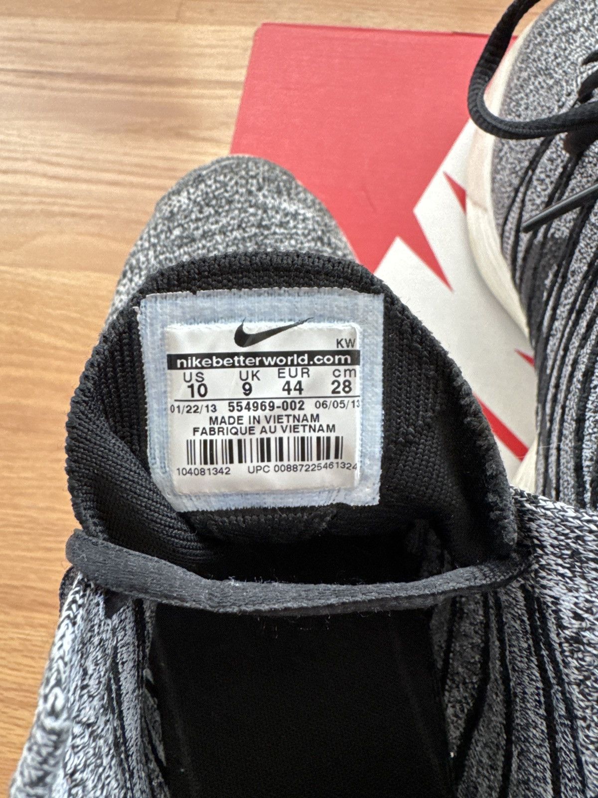 Nike Nike Lunar Flyknit Chukka Size US 10 / EU 43 - 2 Thumbnail