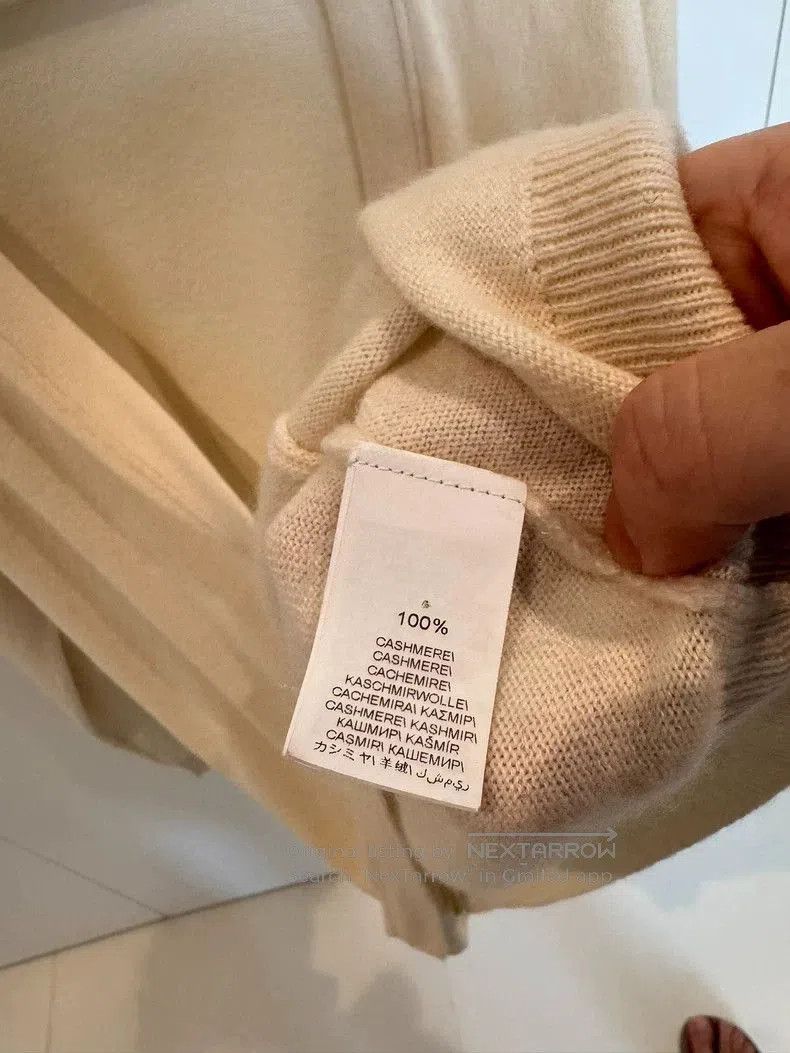 Brunello Cucinelli Brunello Cucinelli Cashmere Cardigan. Size US S / EU 44-46 / 1 - 6 Thumbnail