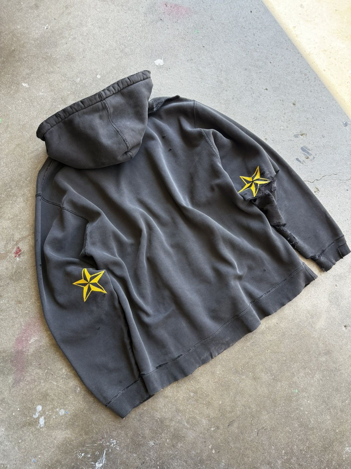 Shorty's Skateboards 90s Thrashed NorCal Star Skate Hoodie Size US L / EU 52-54 / 3 - 7 Thumbnail