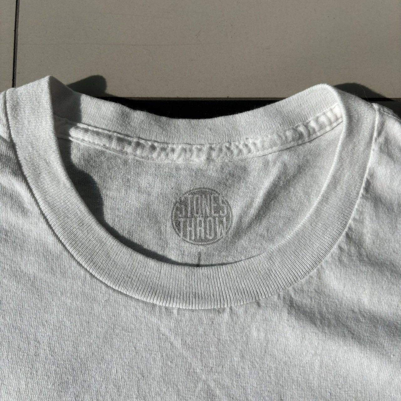 MF Doom × Rap Tees × Vintage Vintage MF DOOM Madvillain All Caps! Stones Throw Tee Size US L / EU 52-54 / 3 - 3 Thumbnail