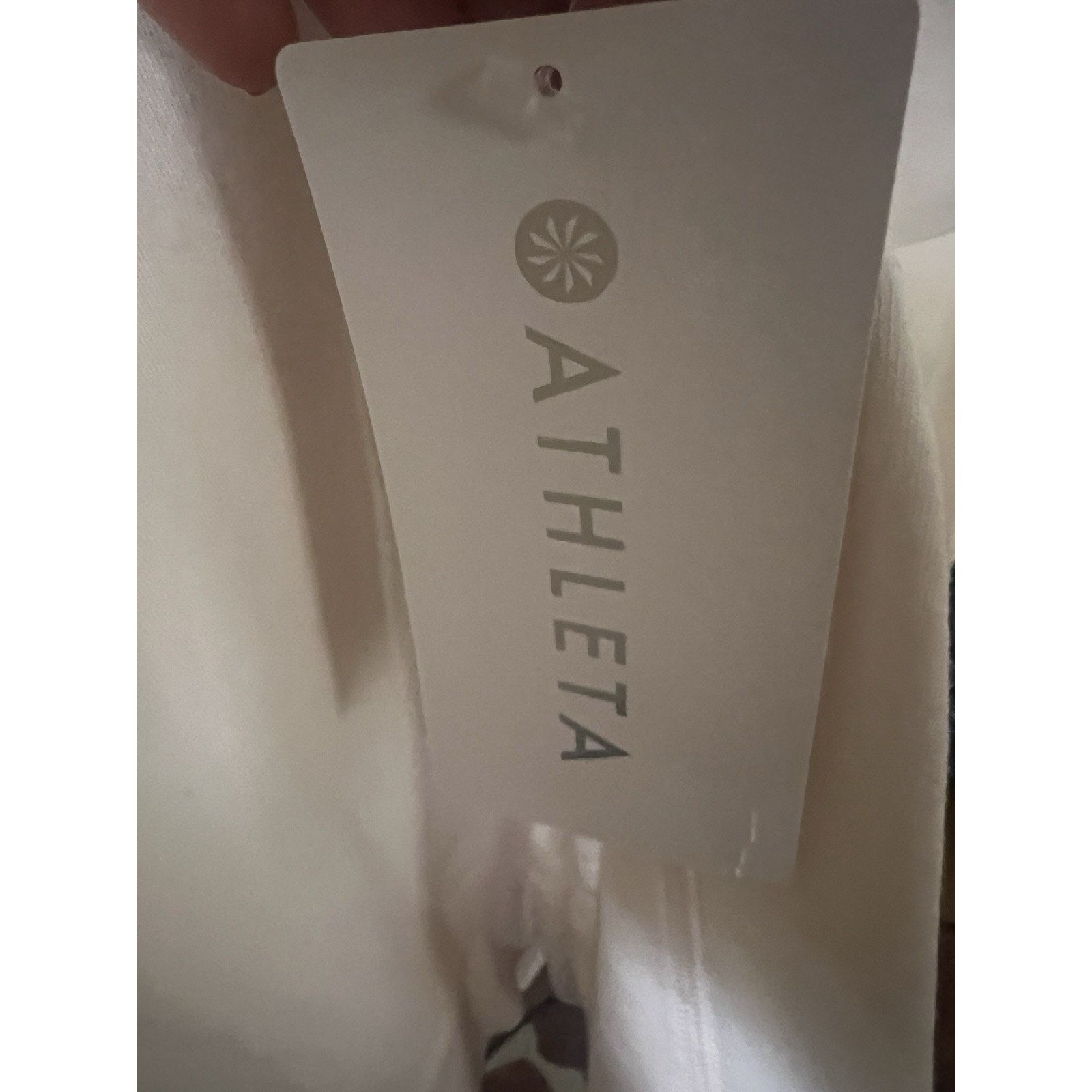Athleta Athleta Cream Cropper Funnel Neck Nirvana Top Shirt MT New Size M / US 6-8 / IT 42-44 - 10 Thumbnail