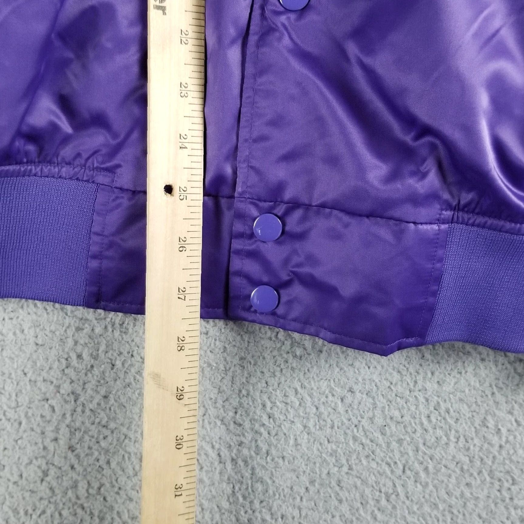 Vintage VINTAGE West Ark Oregon Satin Jacket L Mens Bomber Jacket Purple Satin Nylon Lined Embroidered Logo USA Flower Preppy Retro 90s Party/Cocktail Size US L / EU 52-54 / 3 - 7 Thumbnail