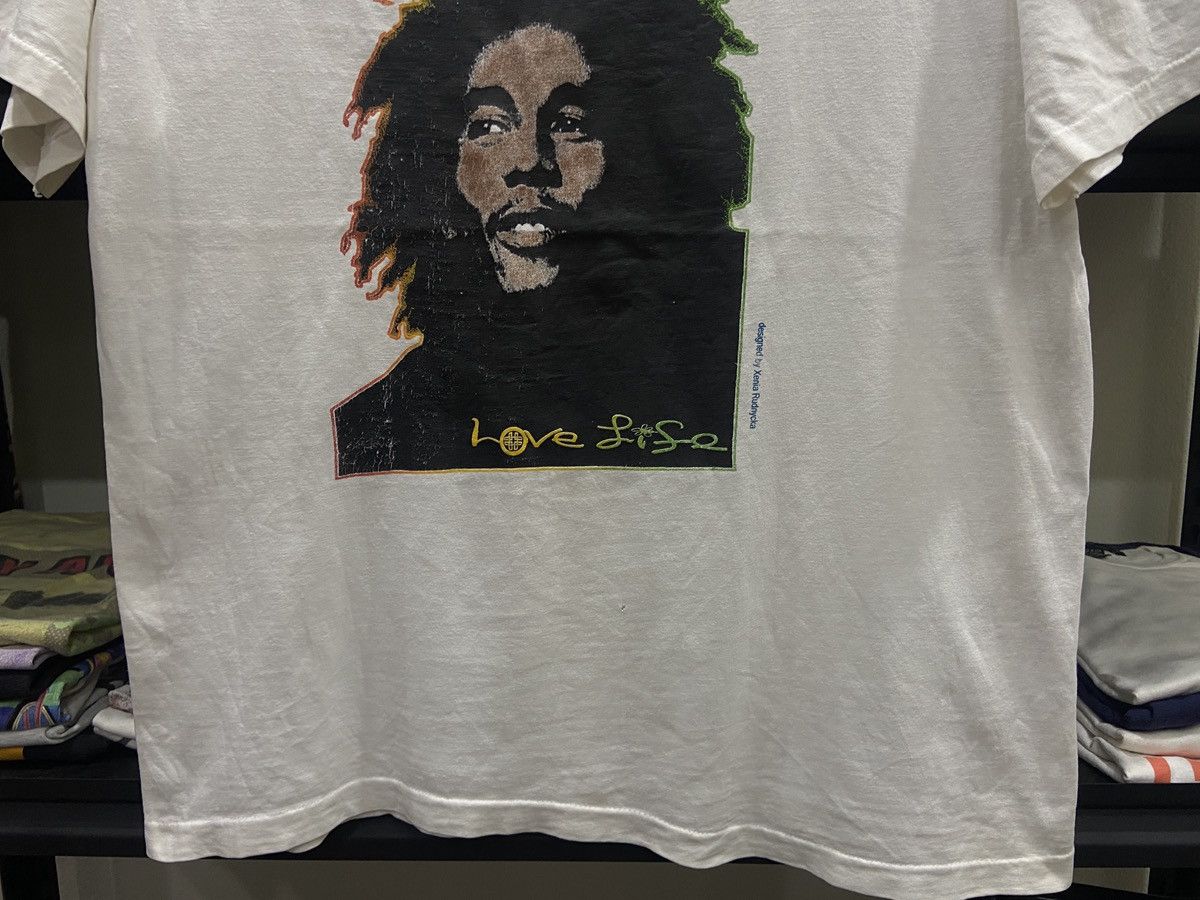 Band Tees × Vintage Vintage 90s Bob Marley Love Life Reggae Ska Band TOUR TSHIRT Size US L / EU 52-54 / 3 - 3 Thumbnail