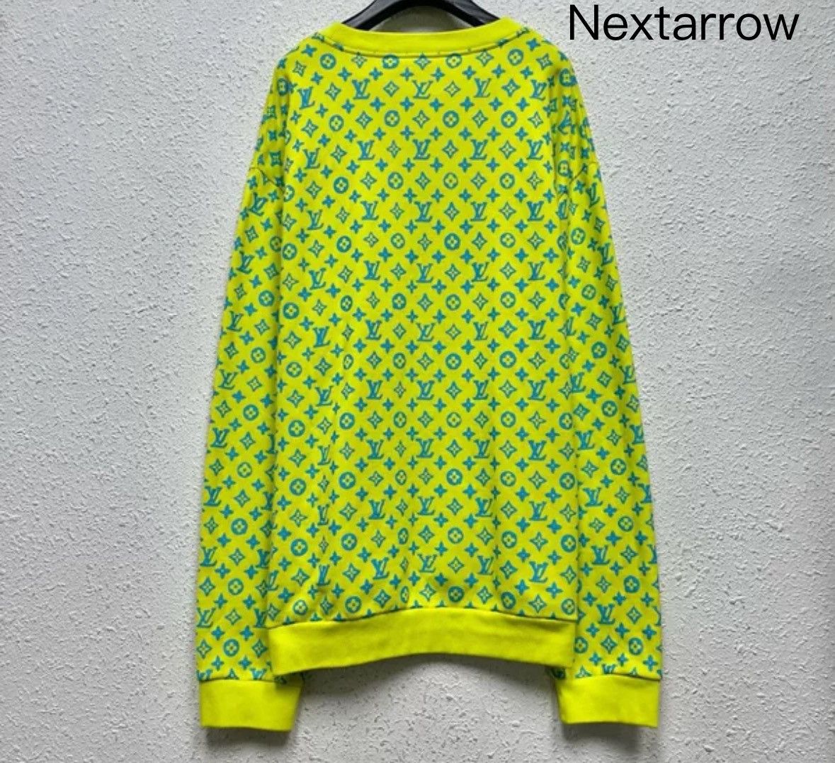 Louis Vuitton LOUIS VUITTON LV New Fluorescent Yellow Full Logo Hoodie Size US L / EU 52-54 / 3 - 2 Thumbnail