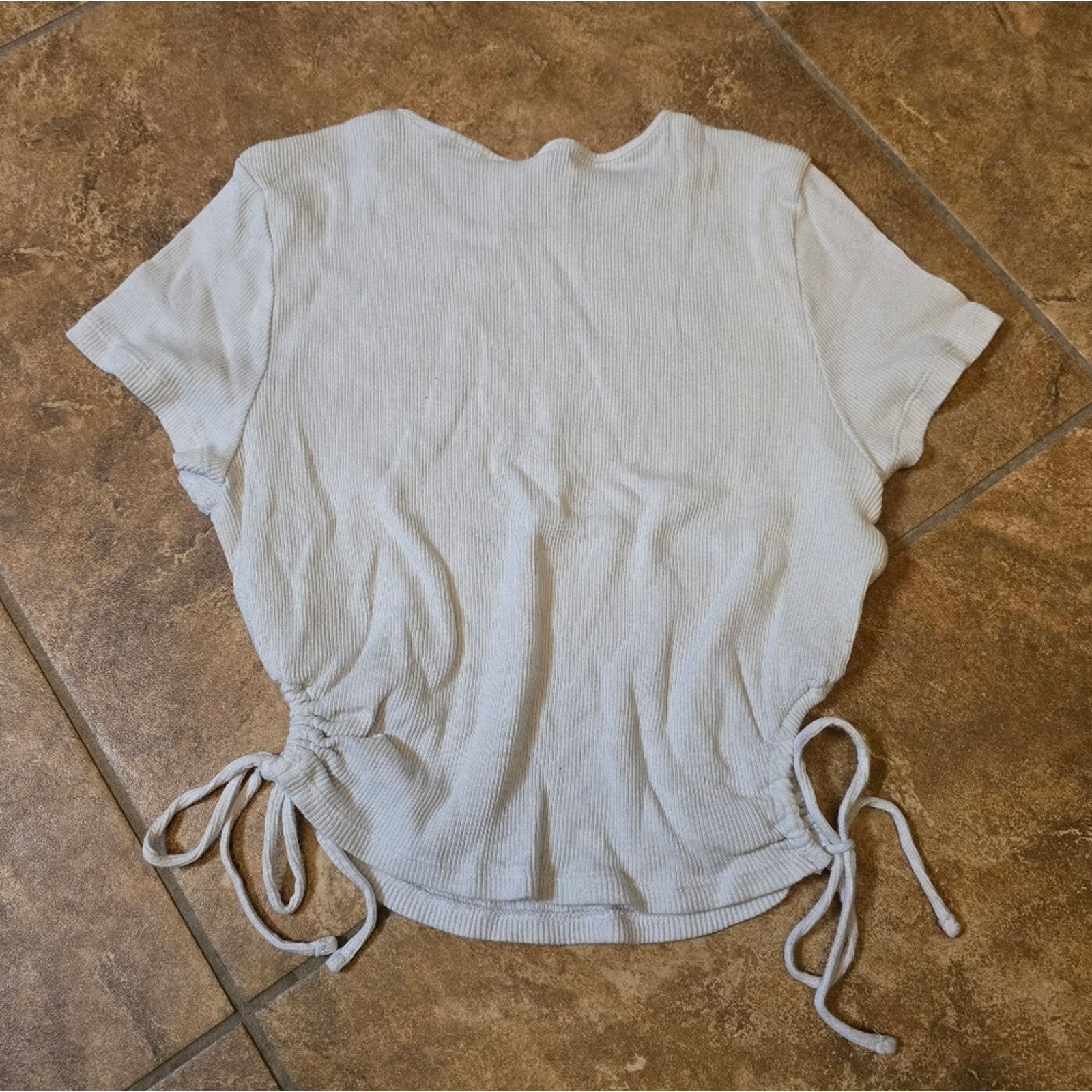 Divided White Side Tied | DIVIDED | Short Sleeve Size L / US 10 / IT 46 - 2 Thumbnail