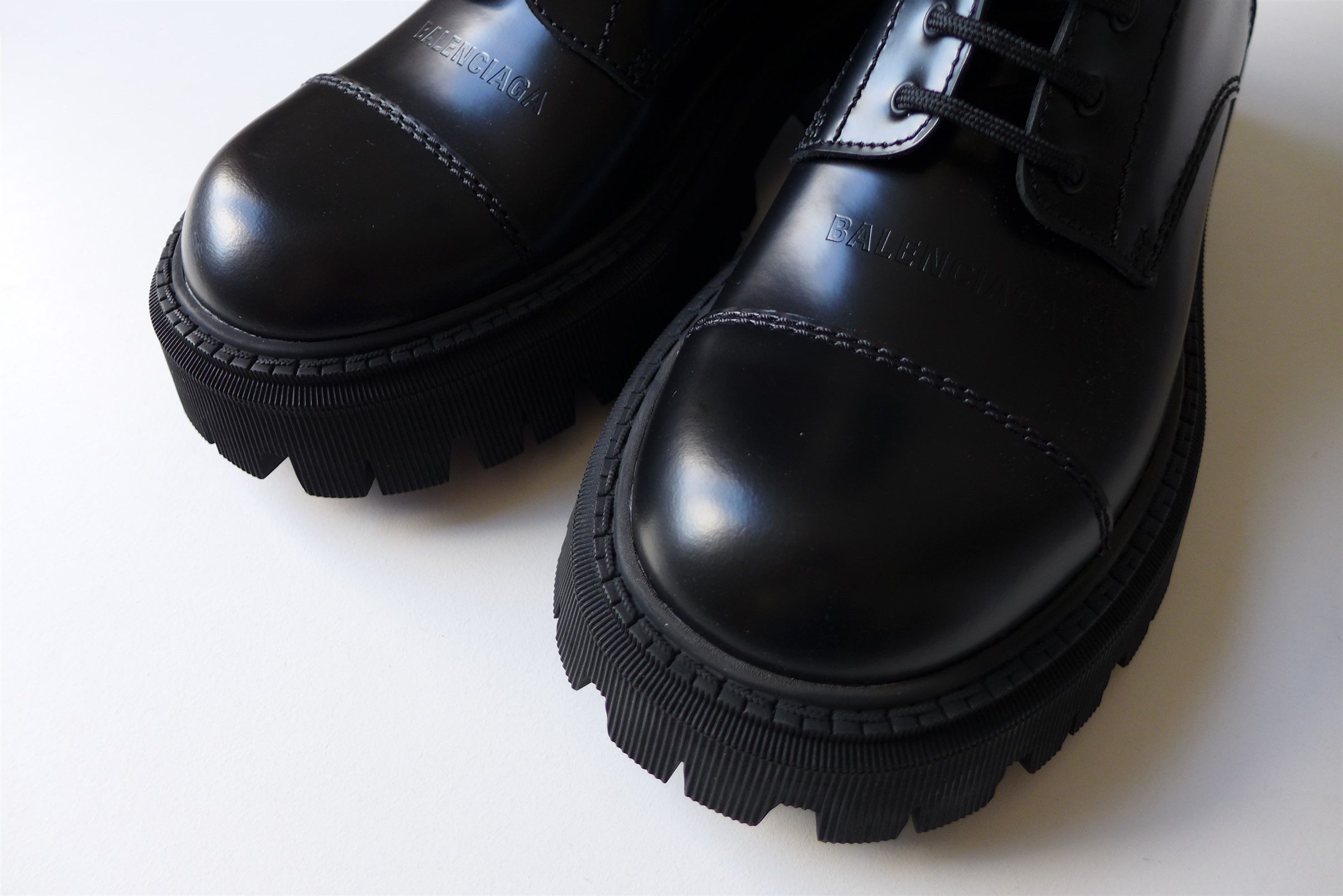Balenciaga Balenciaga Tractor Boots - Black Calf Leather Size US 6 / EU 39 - 4 Thumbnail