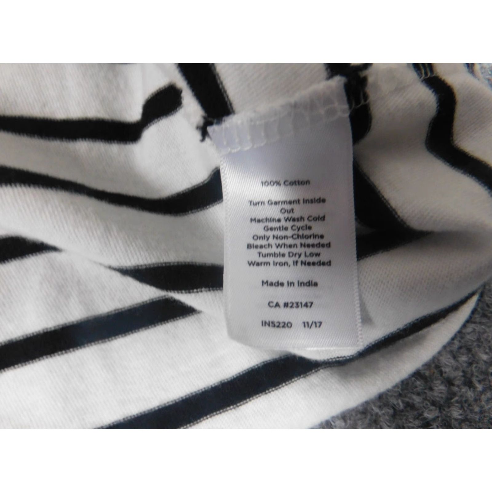 Talbots Talbots Blouse Shirt XL White Striped Bell Sleeve Round Neck Pullover Ruffle Cotton Women's Regular Basic casual Size XL / US 12-14 / IT 48-50 - 6 Thumbnail