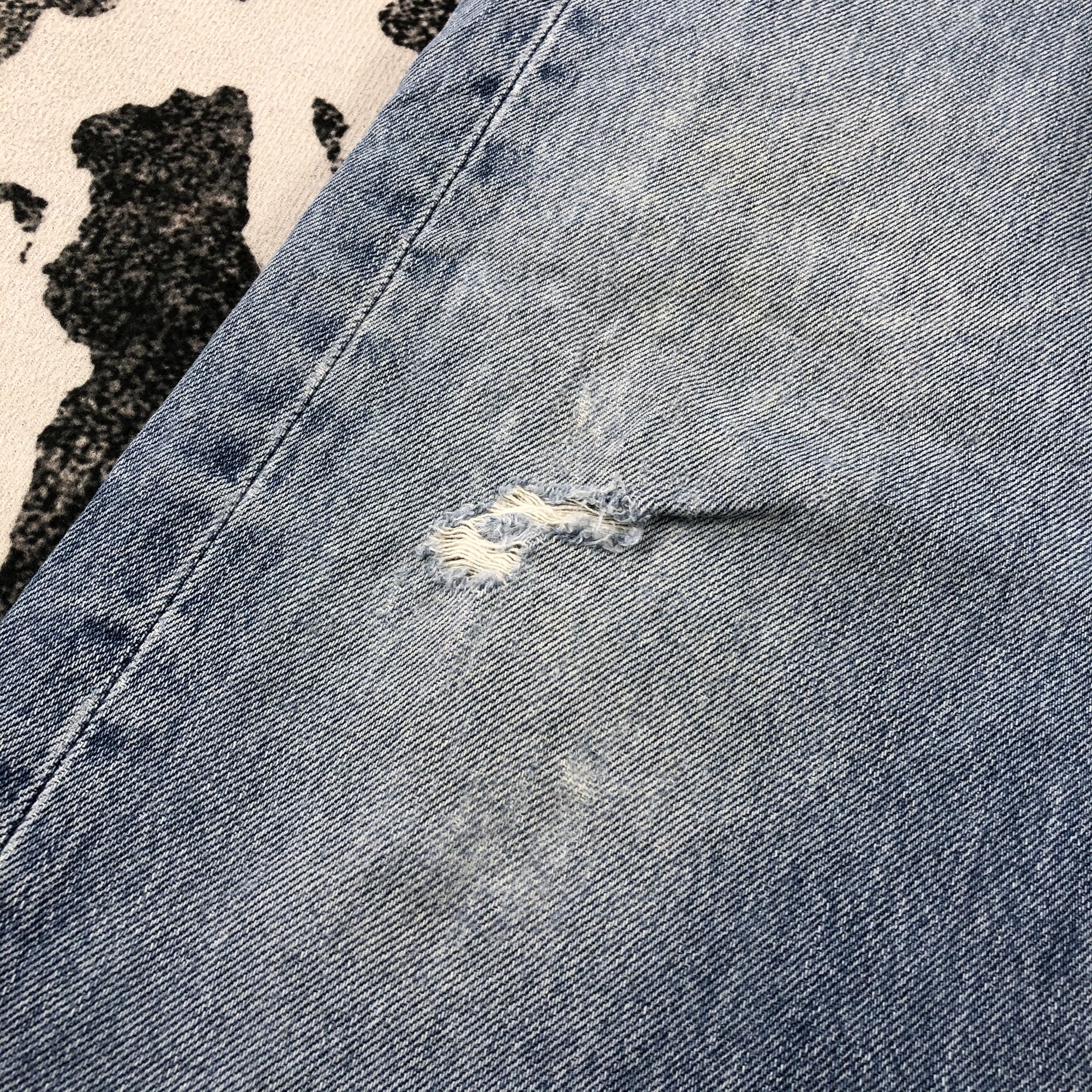 Levi's Vintage Levis 505 Jeans Distress Faded Blue KJ1051 Size US 36 / EU 52 - 11 Thumbnail