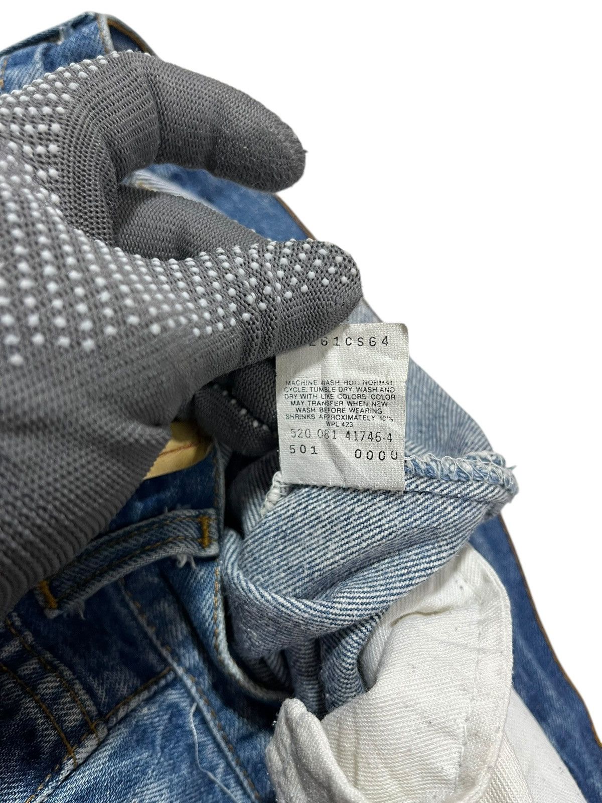 Levi's × Vintage VINTAGE LEVIS 501xx MADE IN USA JEANS Size US 31 - 10 Thumbnail