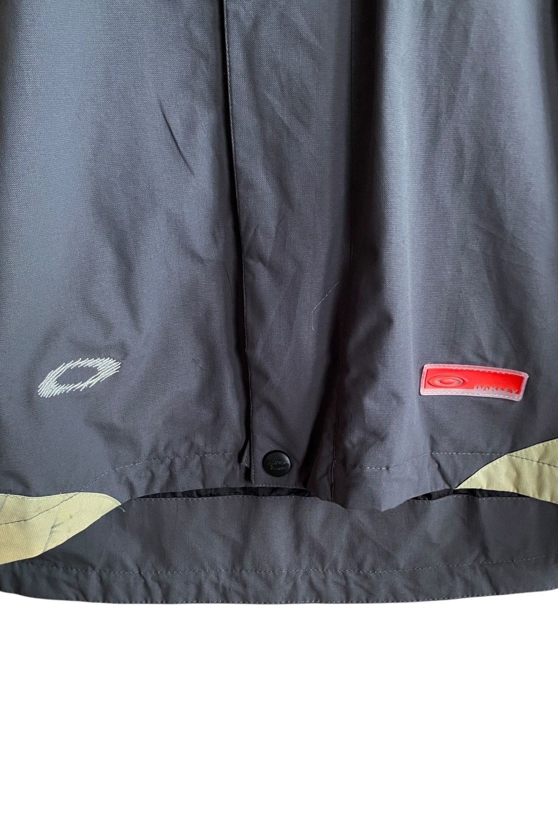 Oakley Very Rare Vintage Brand Oakley Sun Faded Ski Jacket 2000s Size US L / EU 52-54 / 3 - 8 Thumbnail
