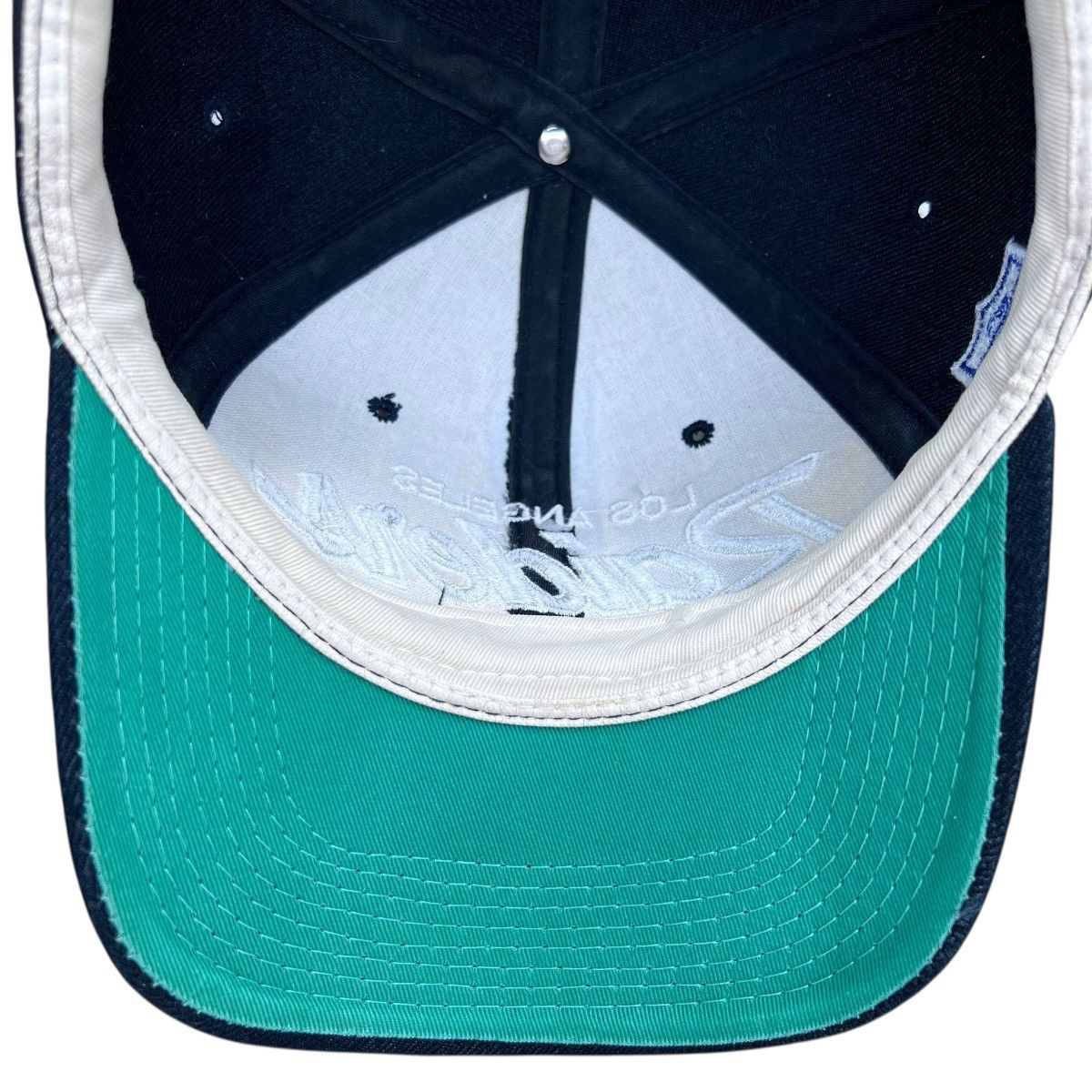 Sports Specialties 90s Los Angeles Raiders Sports Specialties Script Snapback Size ONE SIZE - 12 Thumbnail