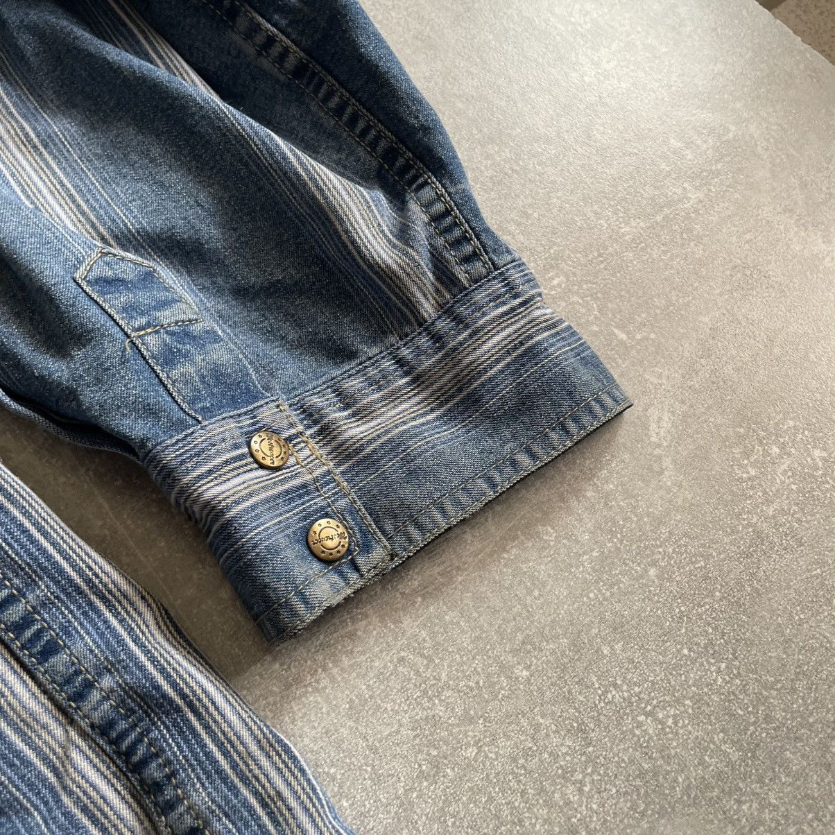 Vintage × Wrangler Rare 90s Vintage Wrangler indigo Aztec Western Shirt Strip Size US XXL / EU 58 / 5 - 4 Thumbnail