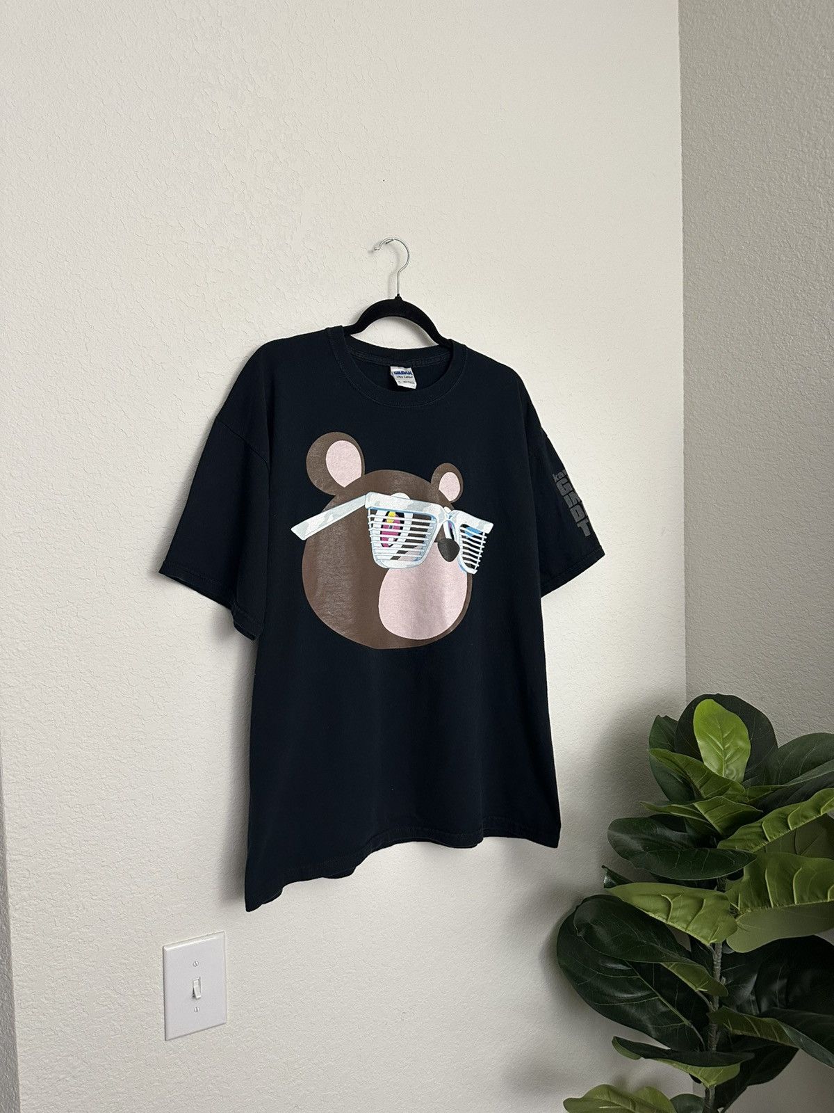 Band Tees × Kanye West × Vintage 2007 Kanye West Glow in the Dark Tour Tee XL Official Merch Size US XL / EU 56 / 4 - 1 Thumbnail