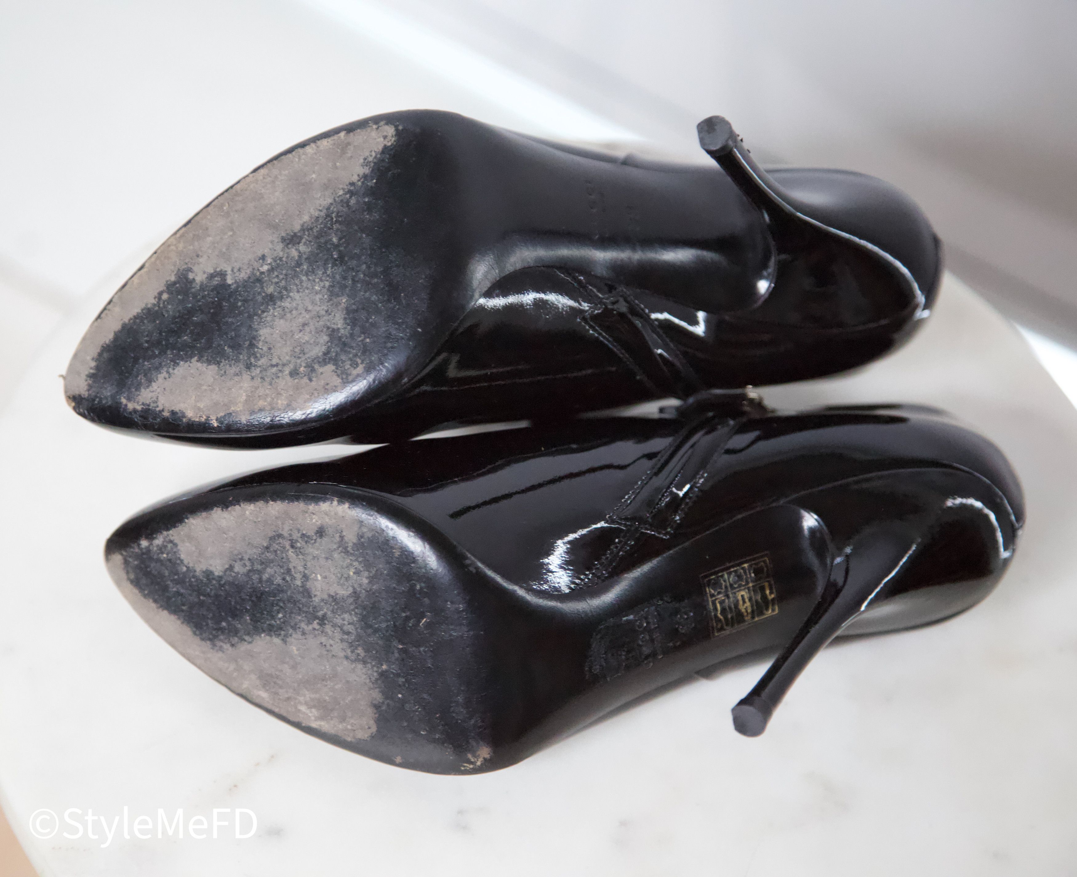 Gucci Gucci Patent Leather Short Booties w Side Zip Detail Size US 9 / IT 39 - 8 Thumbnail