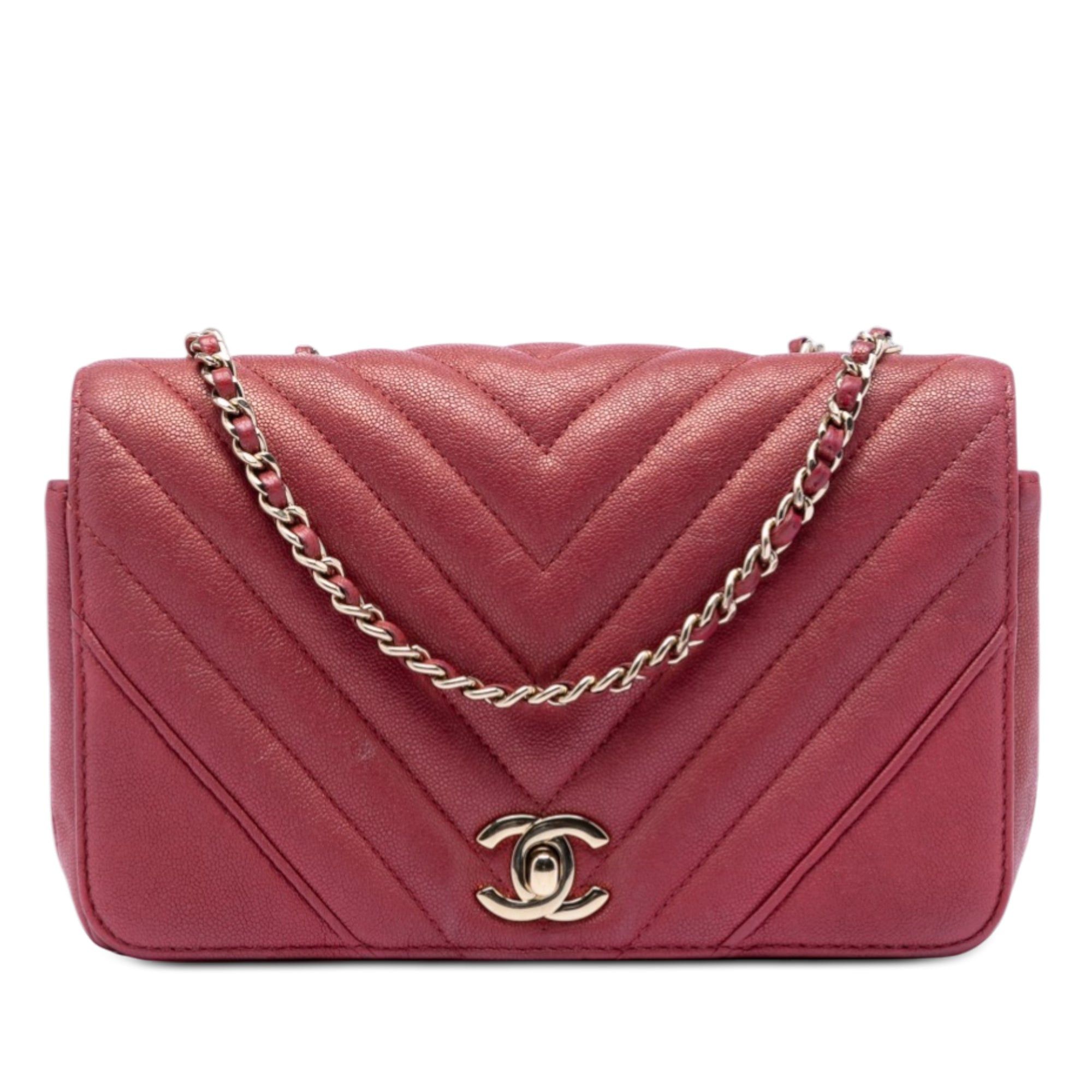 Chanel Small Chevron Caviar Statement Flap Size ONE SIZE - 1 Thumbnail