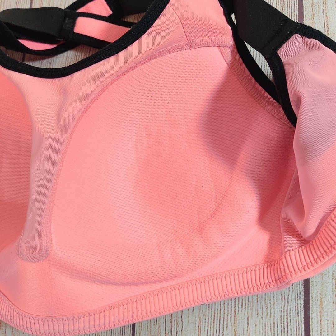 Victoria's Secret Victoria's Secret The Standout VSX Sport Bra 34C Size ONE SIZE - 9 Thumbnail