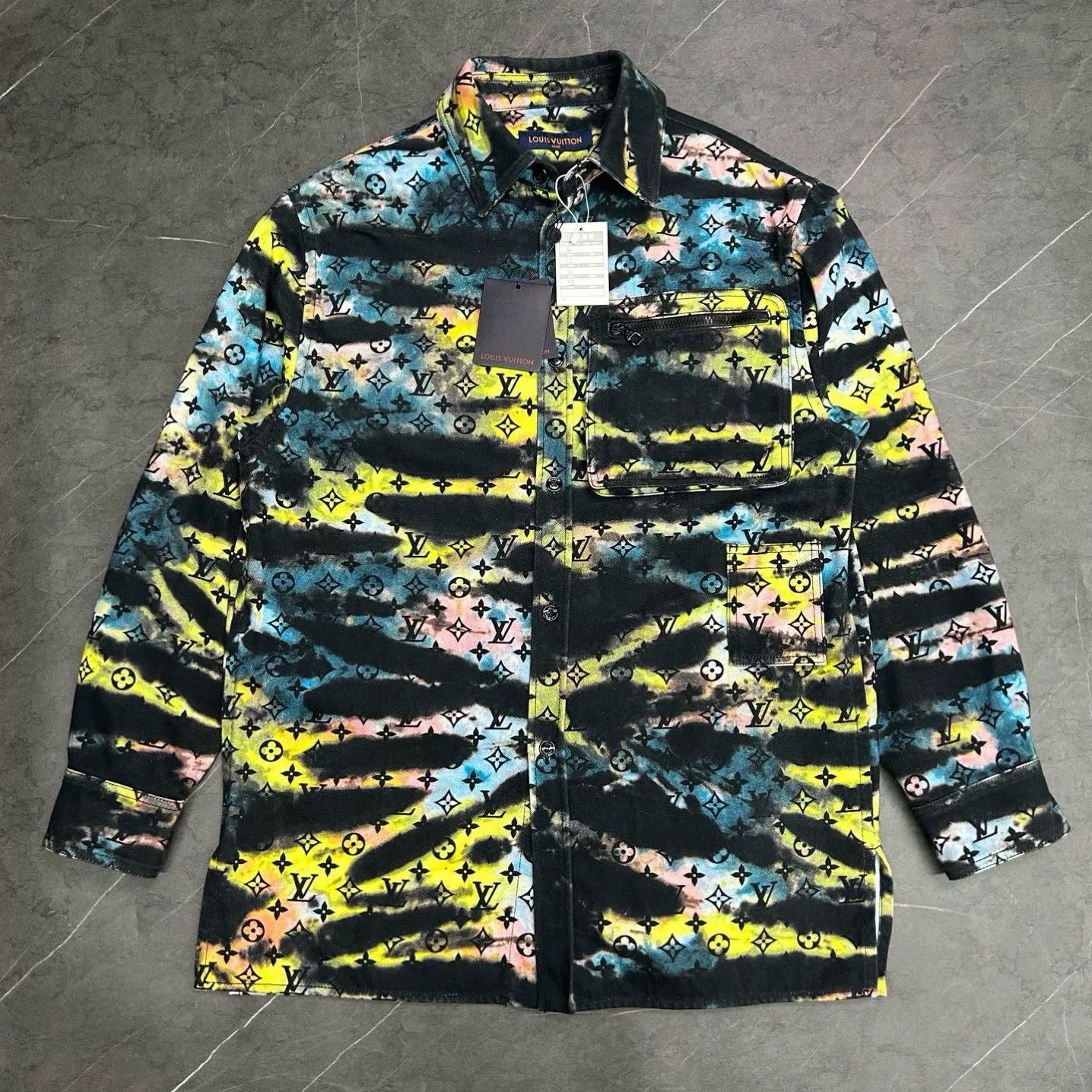 Louis Vuitton Louis Vuitton Retro Light Jacket L Men Size US L / EU 52-54 / 3 - 1 Thumbnail
